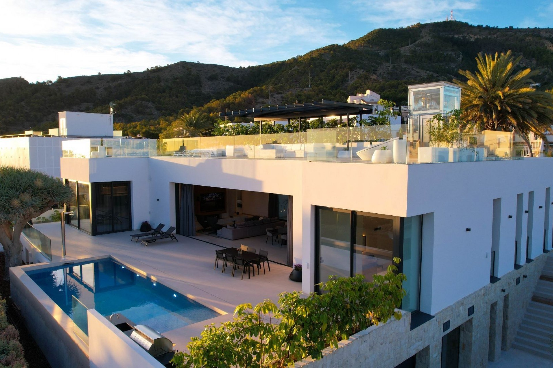 Nueva construcción  - Villa -
Albir