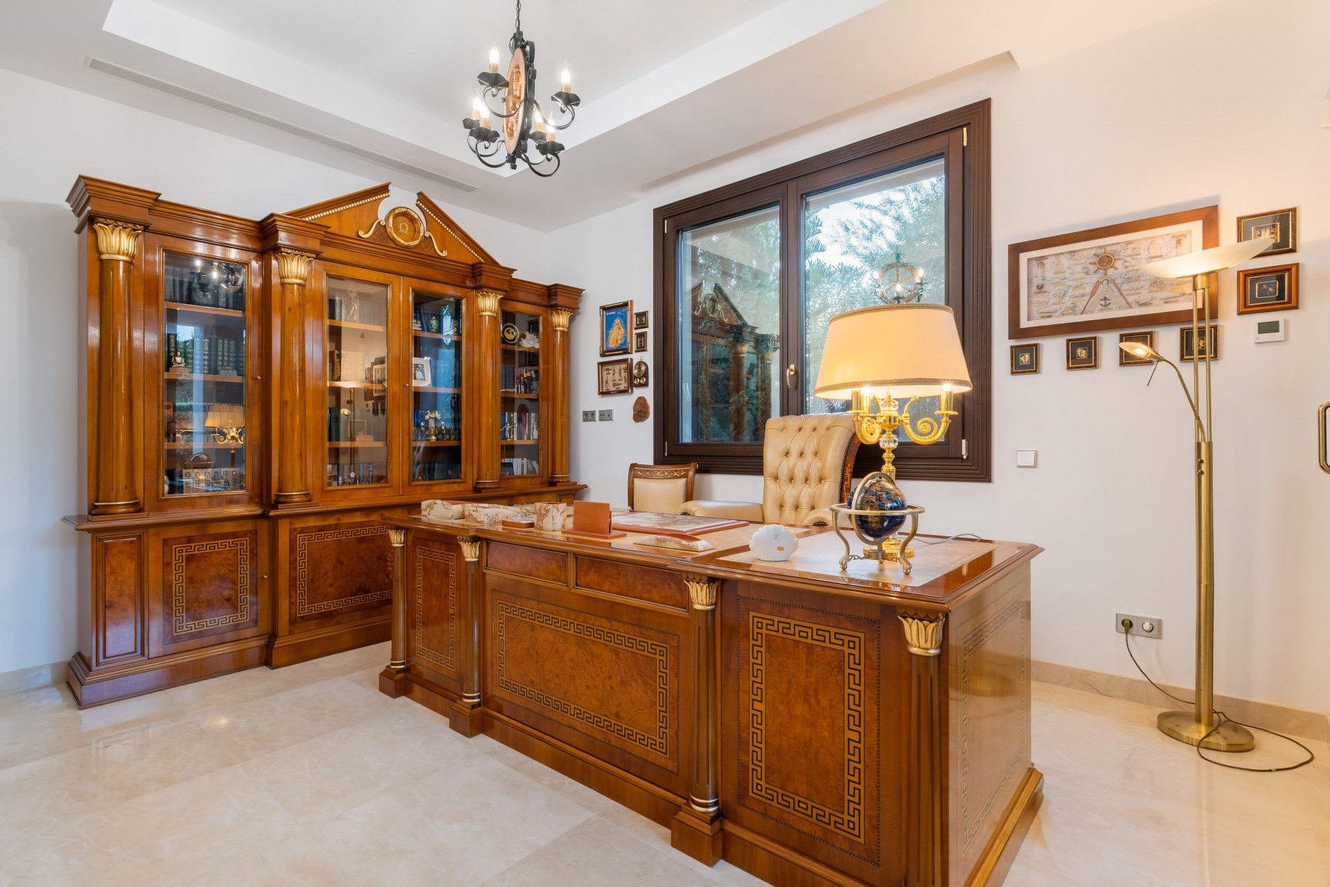 Nueva construcción  - Villa -
Estepona