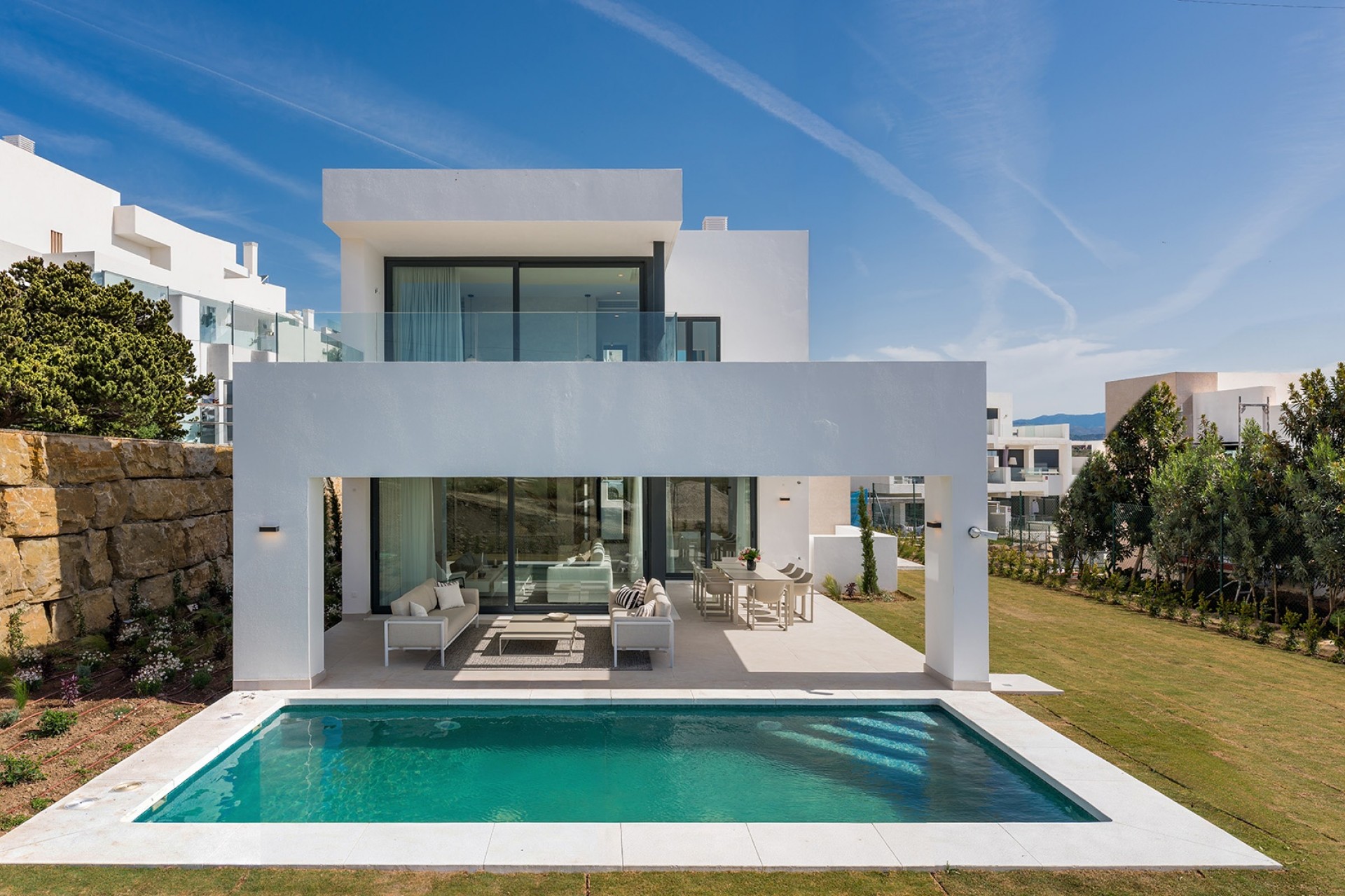 Nueva construcción  - Villa -
Estepona