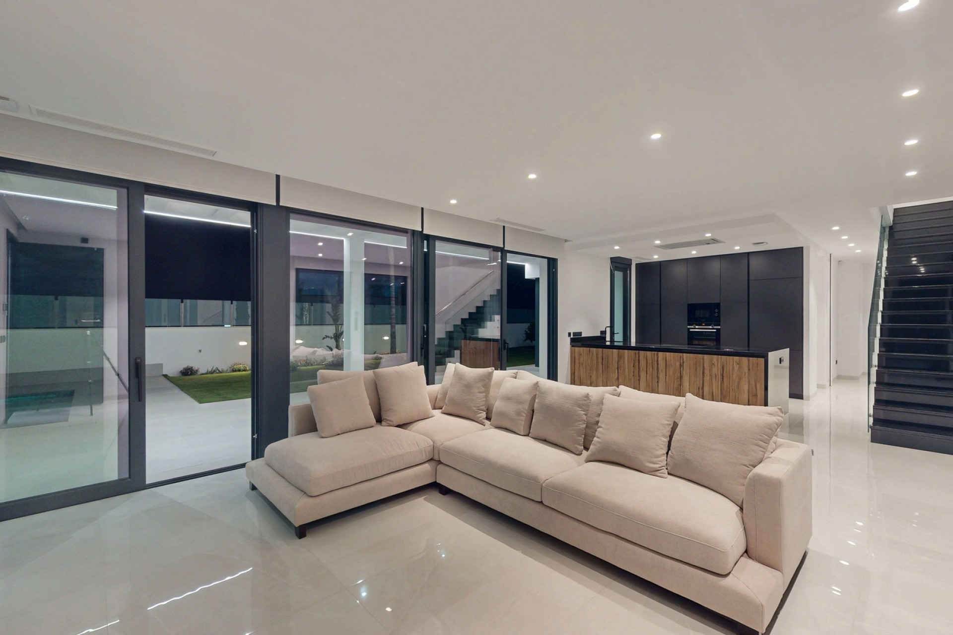 Nueva construcción  - Villa -
Finestrat