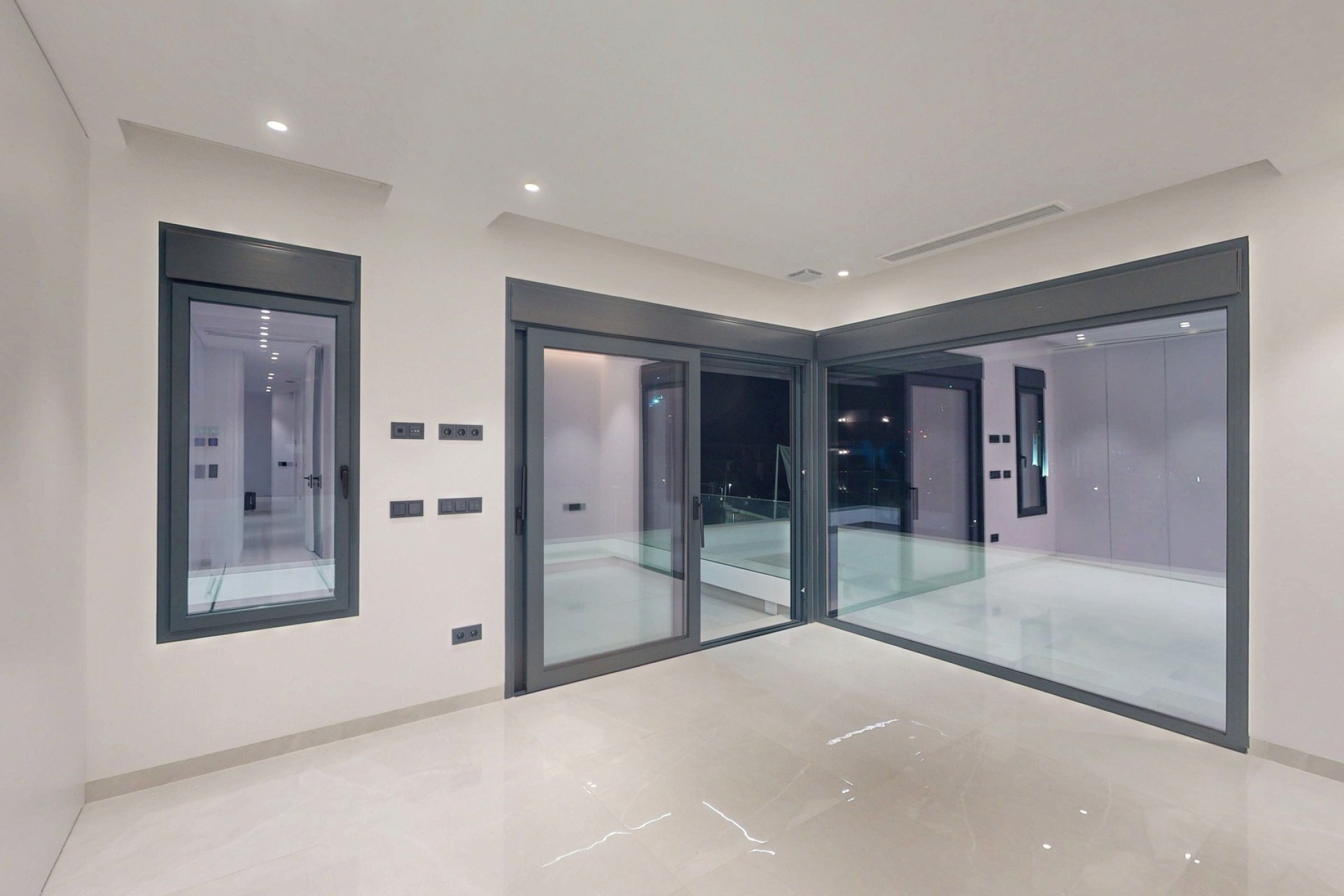 Nueva construcción  - Villa -
Finestrat