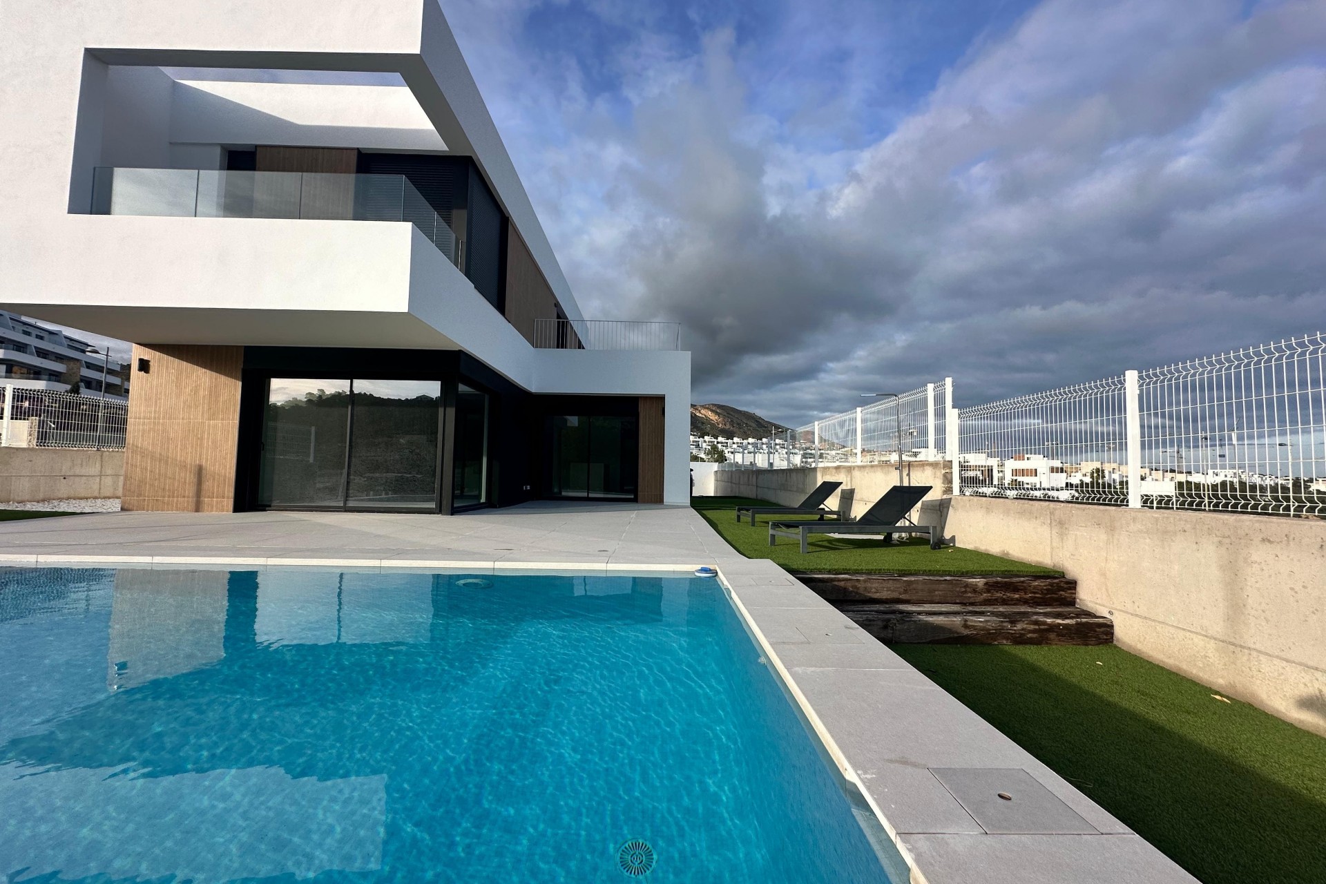 Nueva construcción  - Villa -
Finestrat