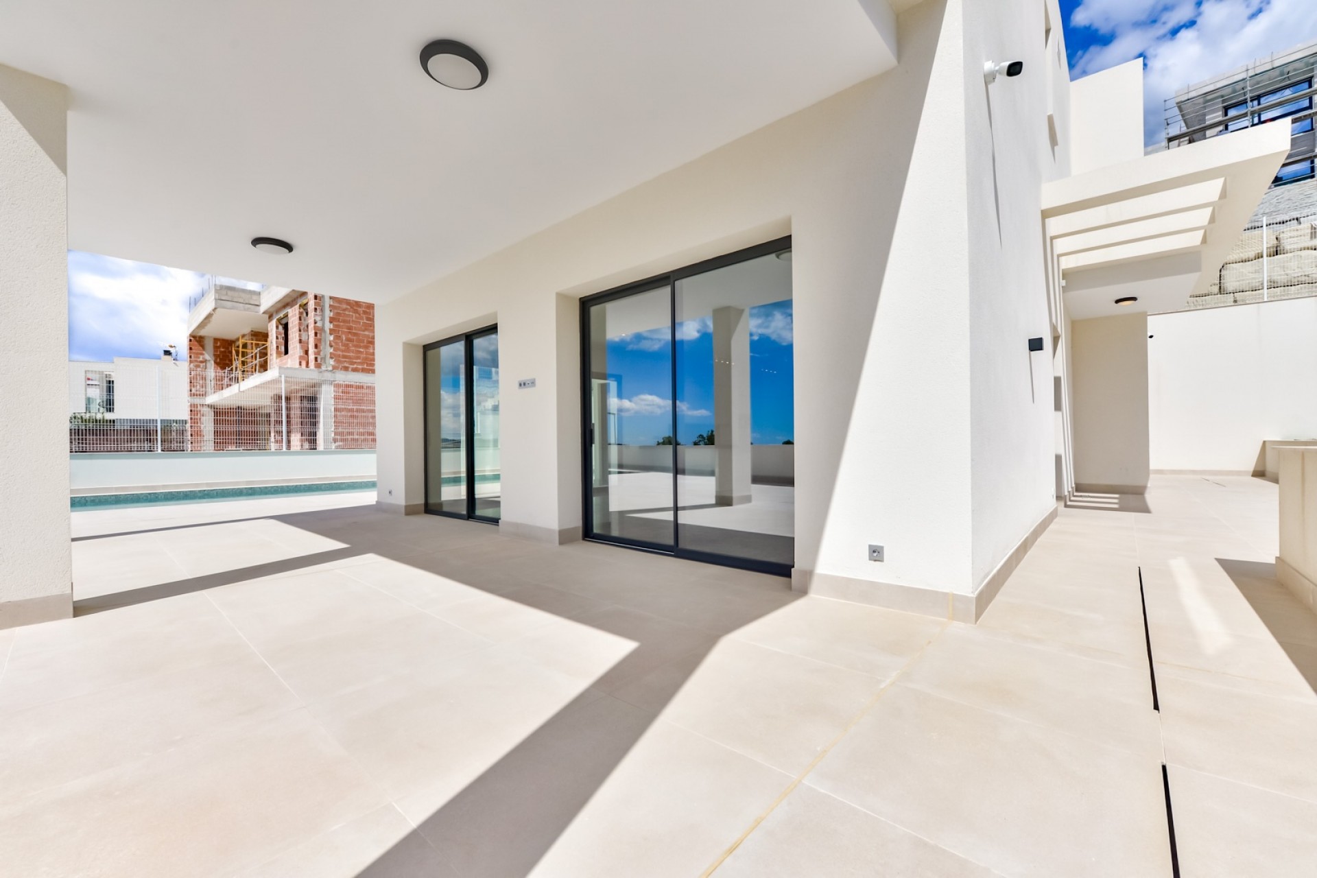 Nueva construcción  - Villa -
Finestrat