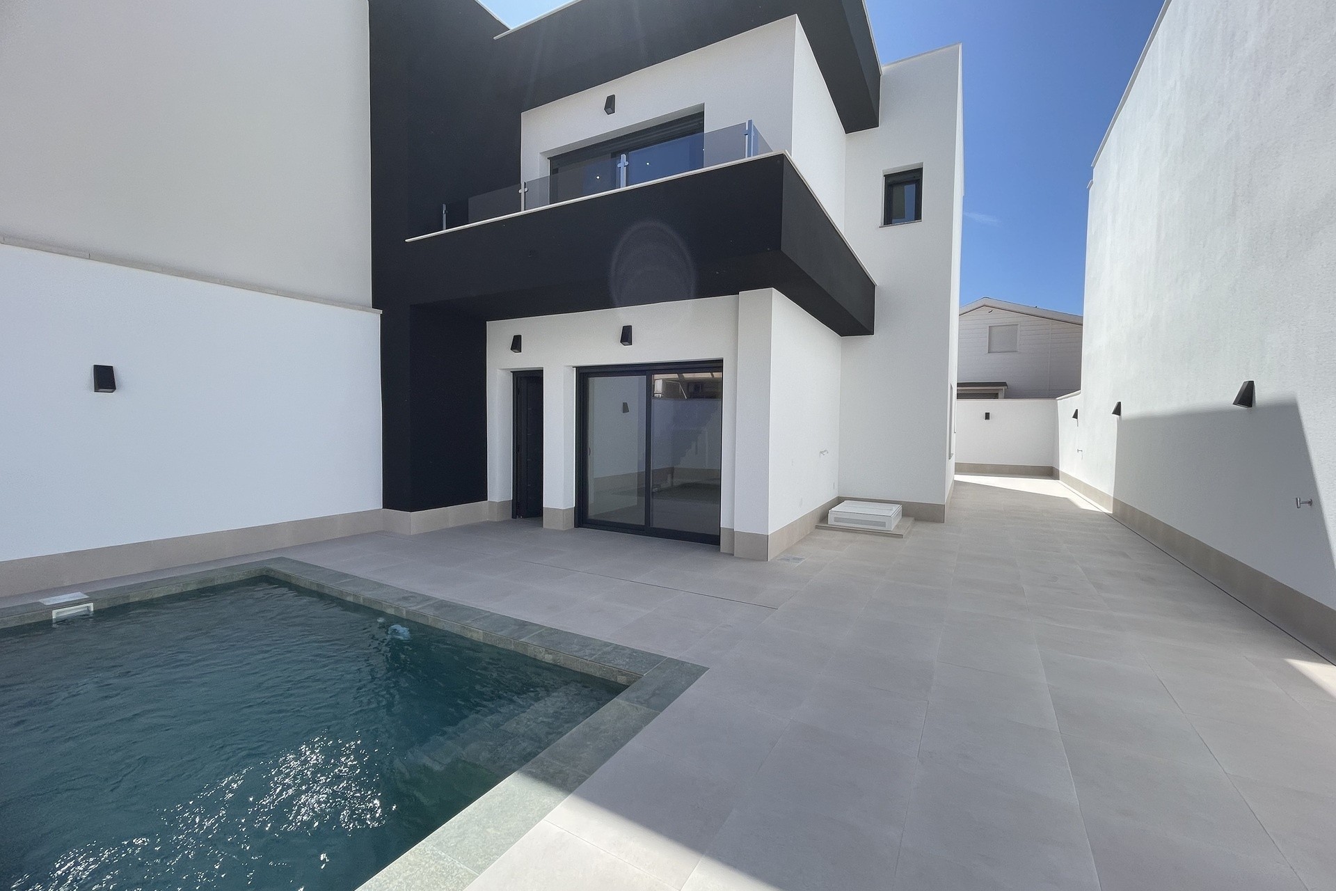 Nueva construcción  - Villa -
Heredades