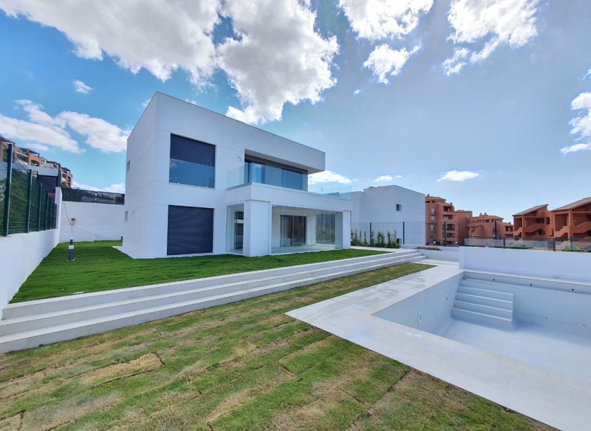 Nueva construcción  - Villa -
Manilva