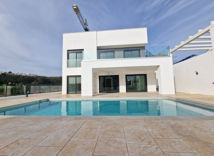 Nueva construcción  - Villa -
Manilva