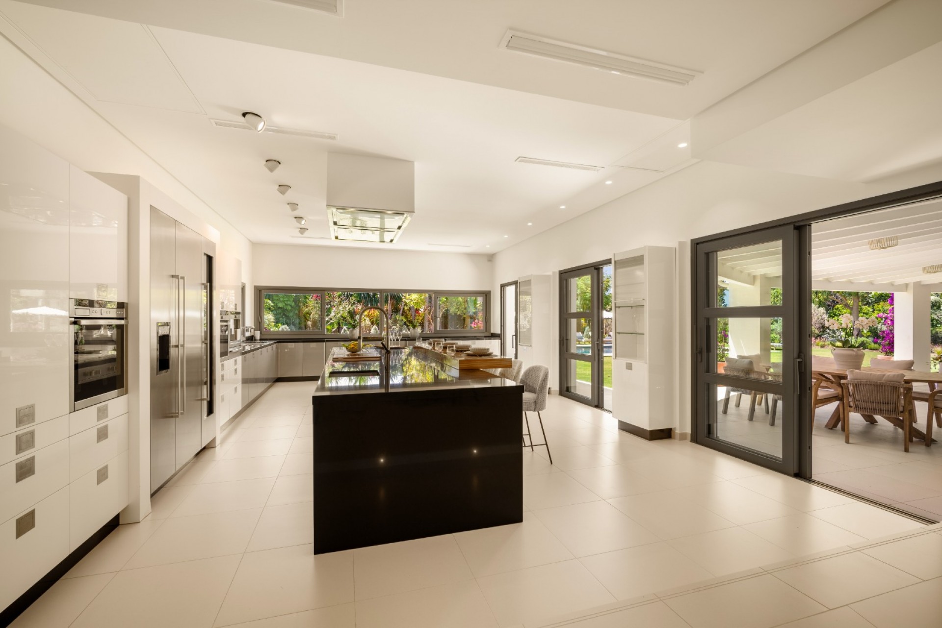 Nueva construcción  - Villa -
Marbella