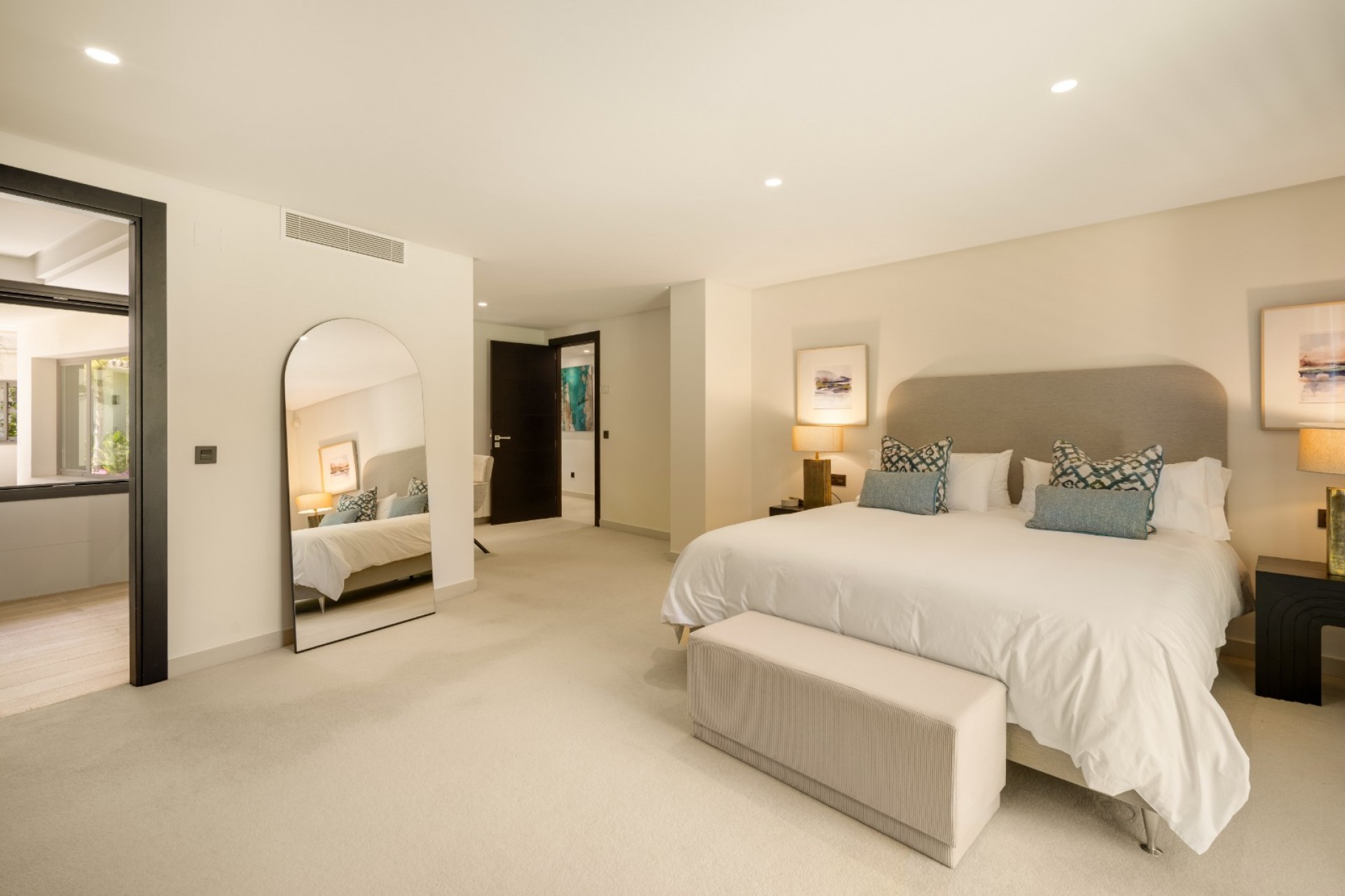 Nueva construcción  - Villa -
Marbella