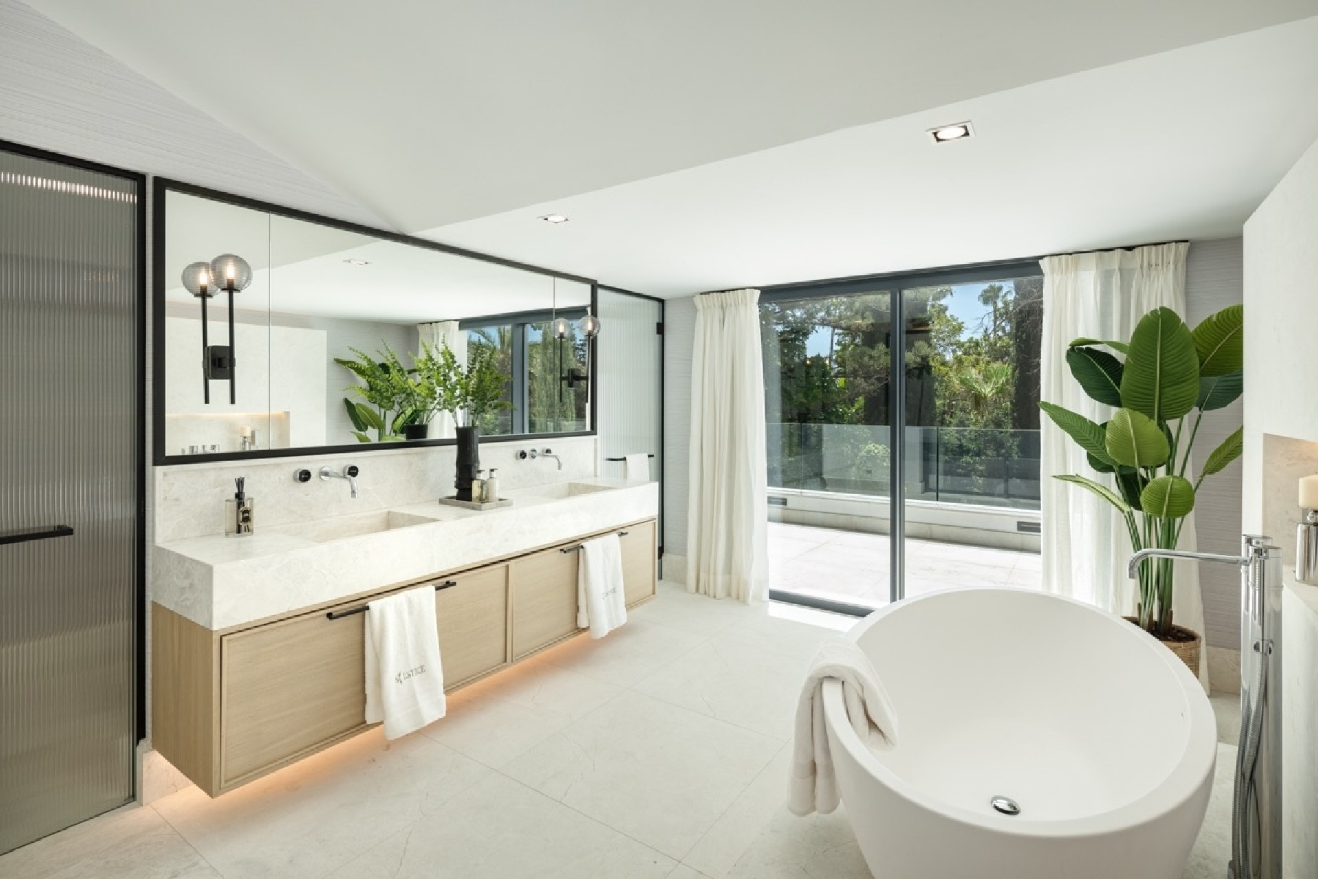 Nueva construcción  - Villa -
Marbella