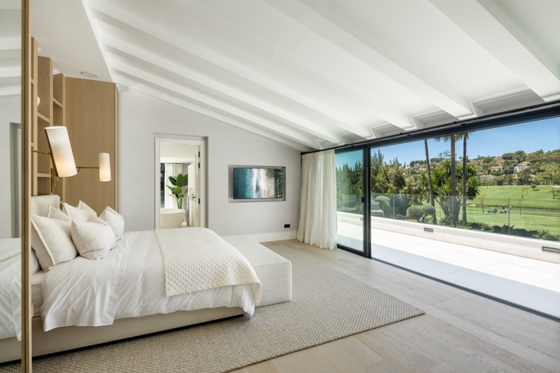 Nueva construcción  - Villa -
Marbella