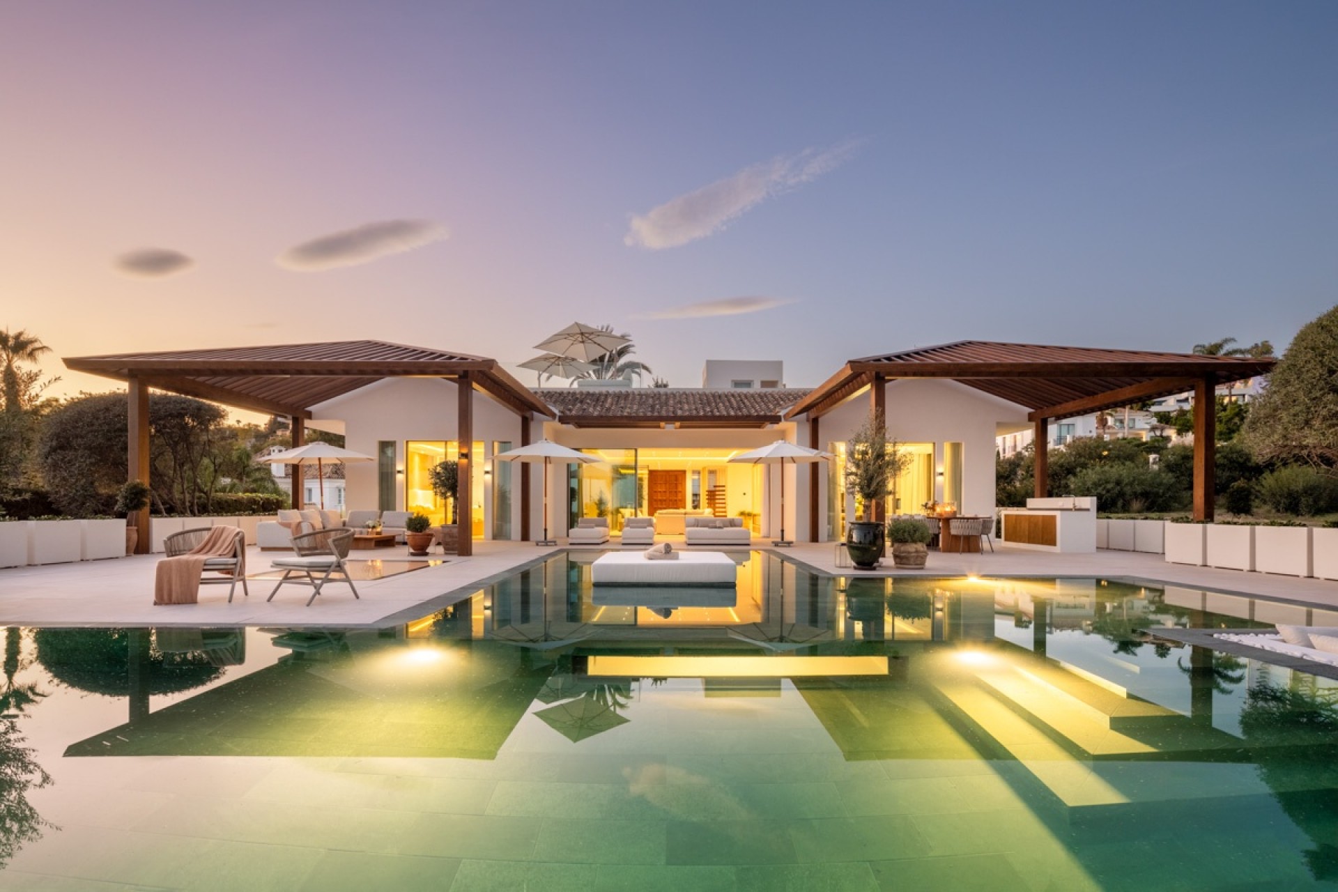 Nueva construcción  - Villa -
Marbella