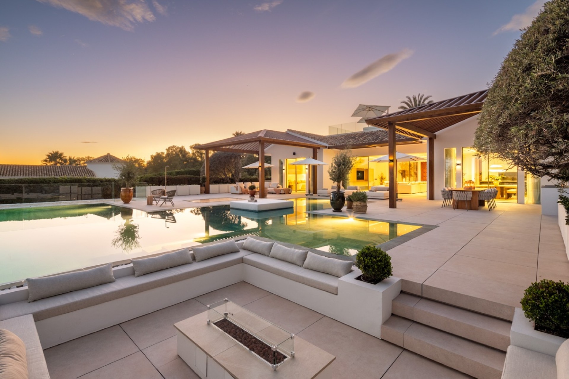 Nueva construcción  - Villa -
Marbella