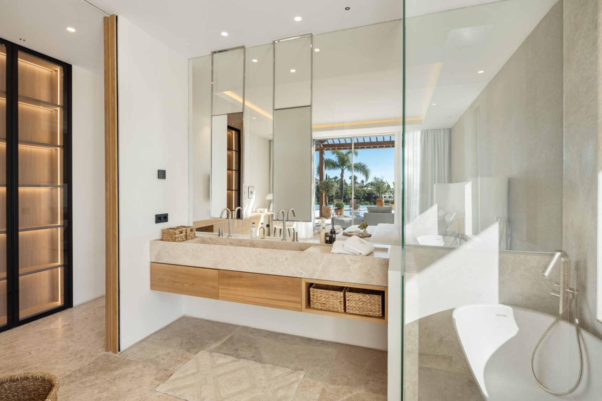 Nueva construcción  - Villa -
Marbella