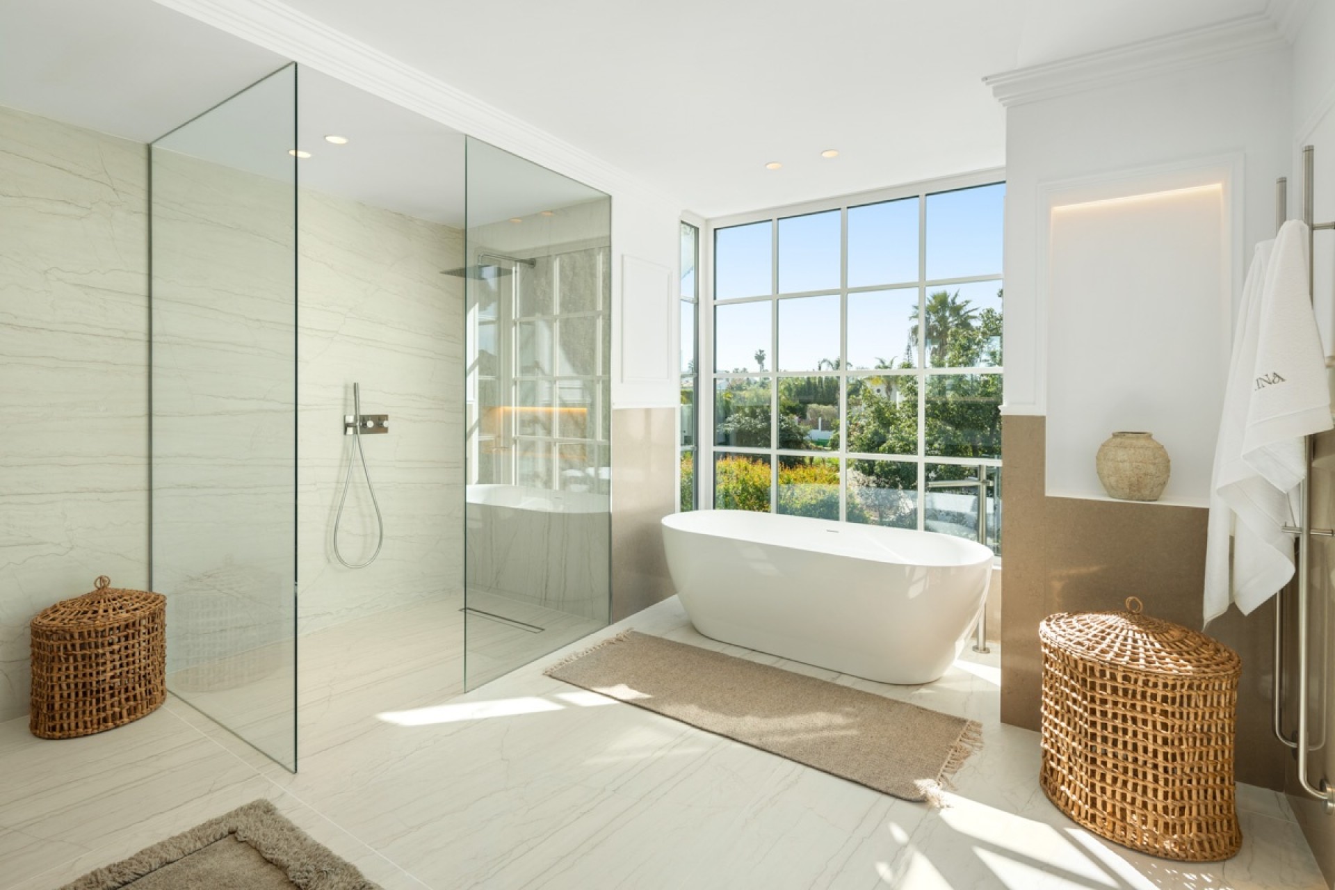 Nueva construcción  - Villa -
Marbella