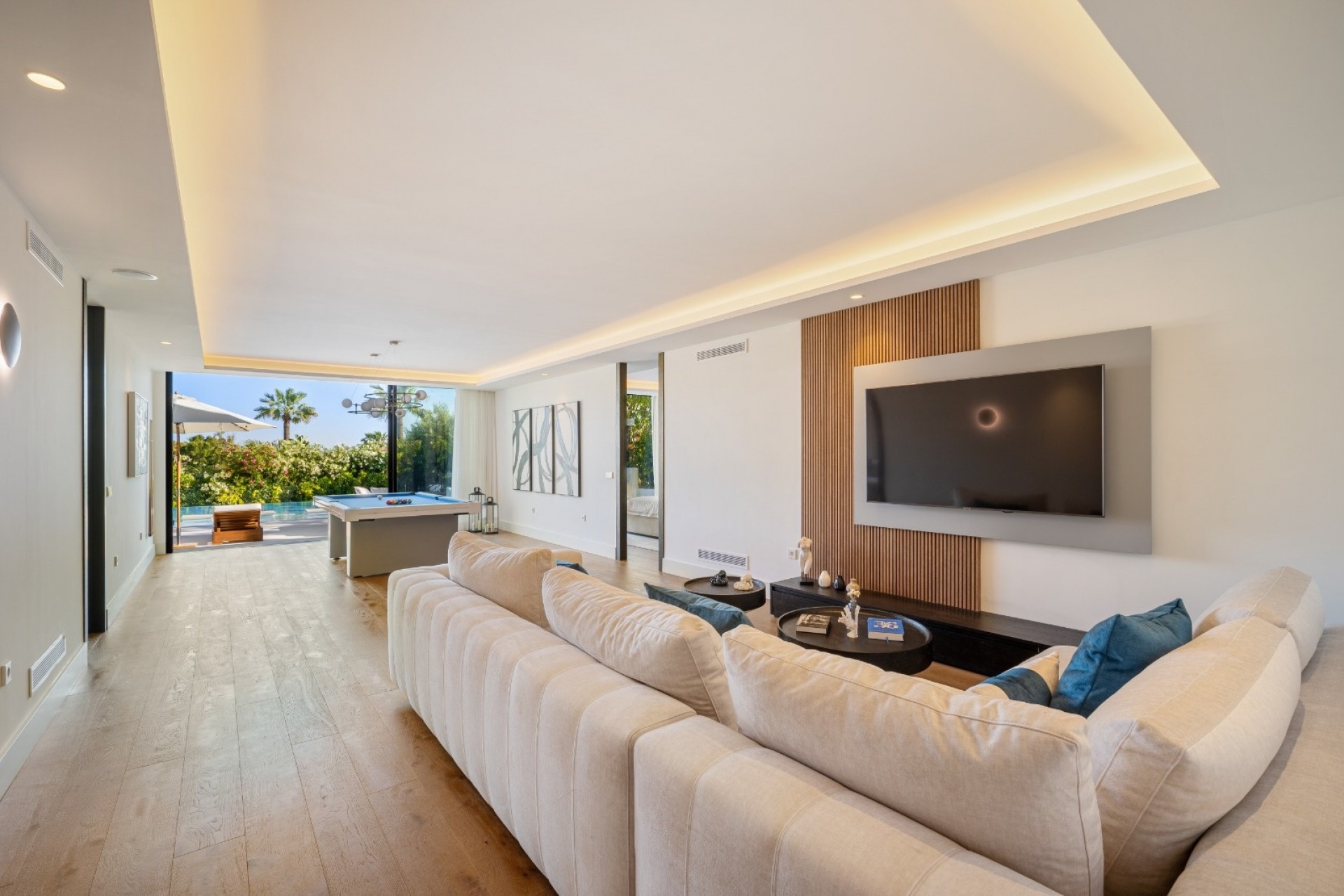 Nueva construcción  - Villa -
Marbella