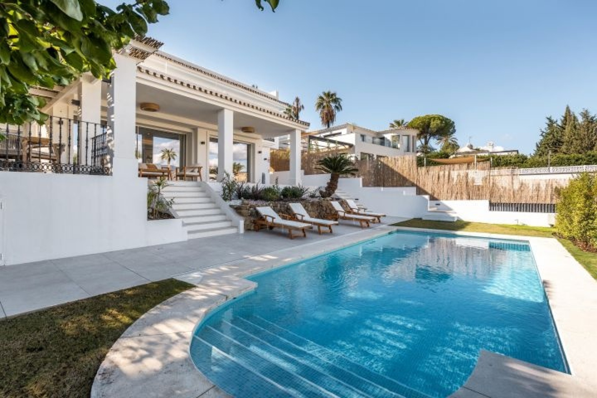 Nueva construcción  - Villa -
Marbella
