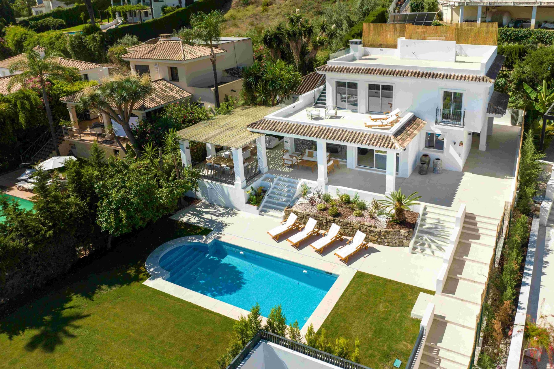 Nueva construcción  - Villa -
Marbella