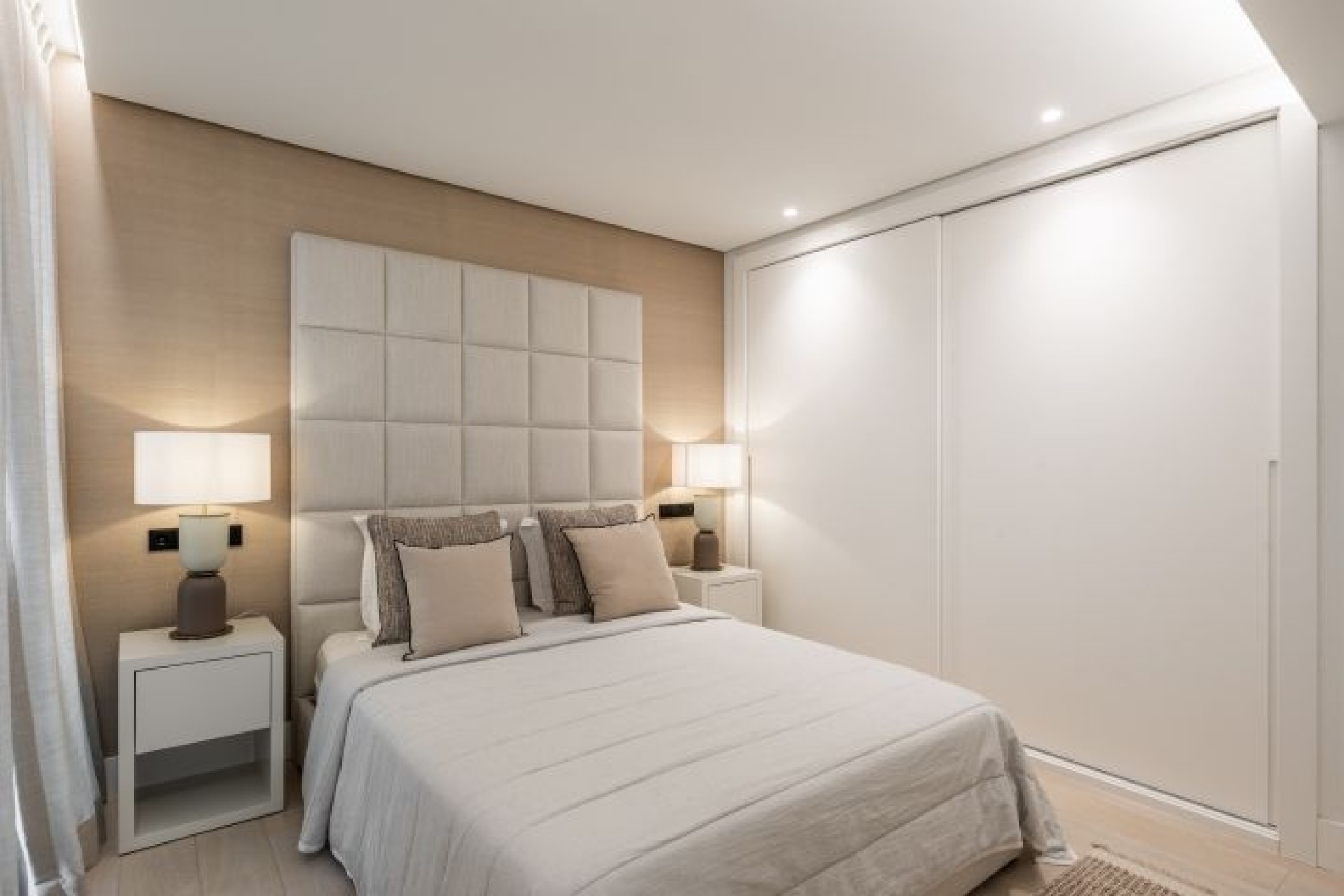 Nueva construcción  - Villa -
Marbella