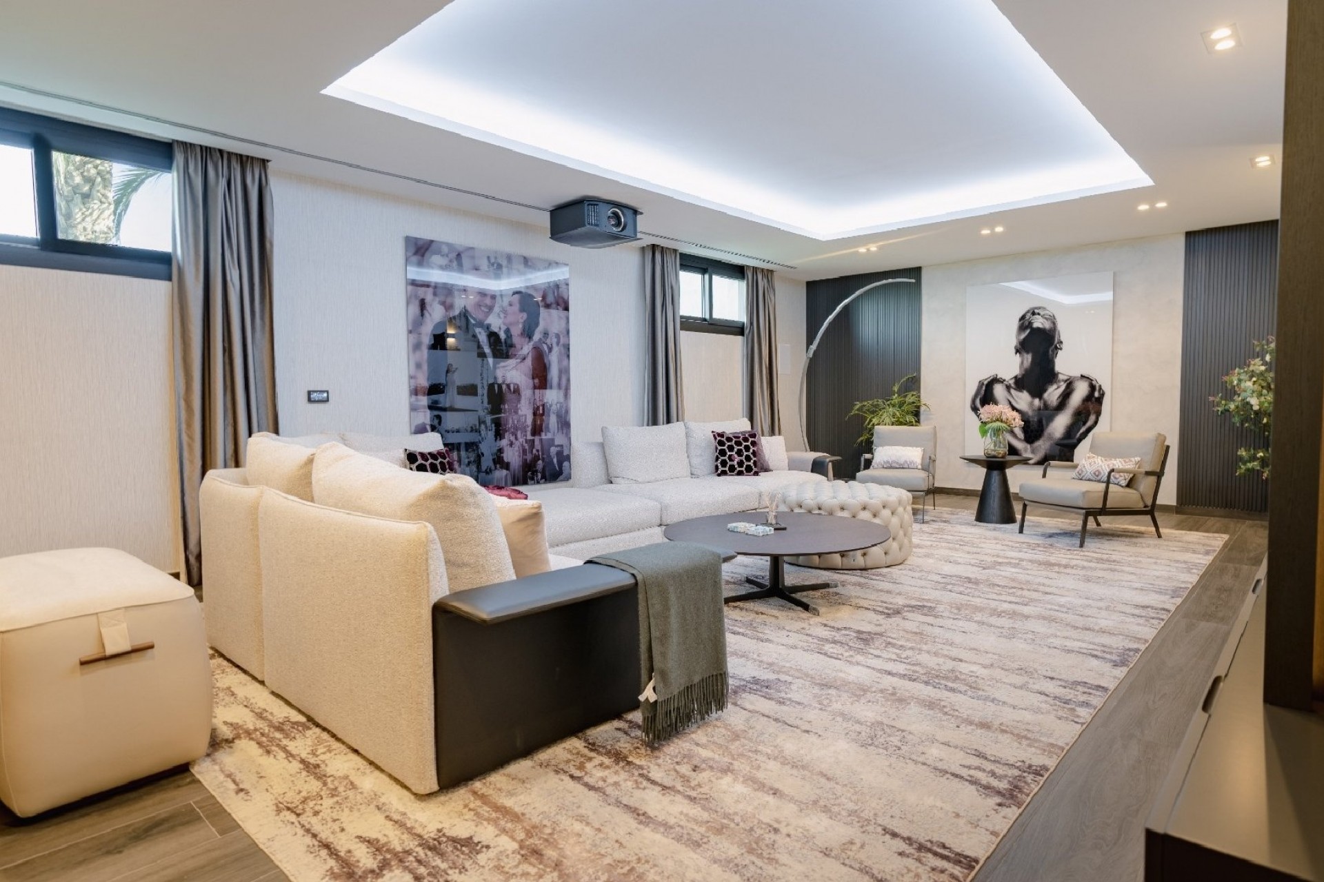 Nueva construcción  - Villa -
Mijas