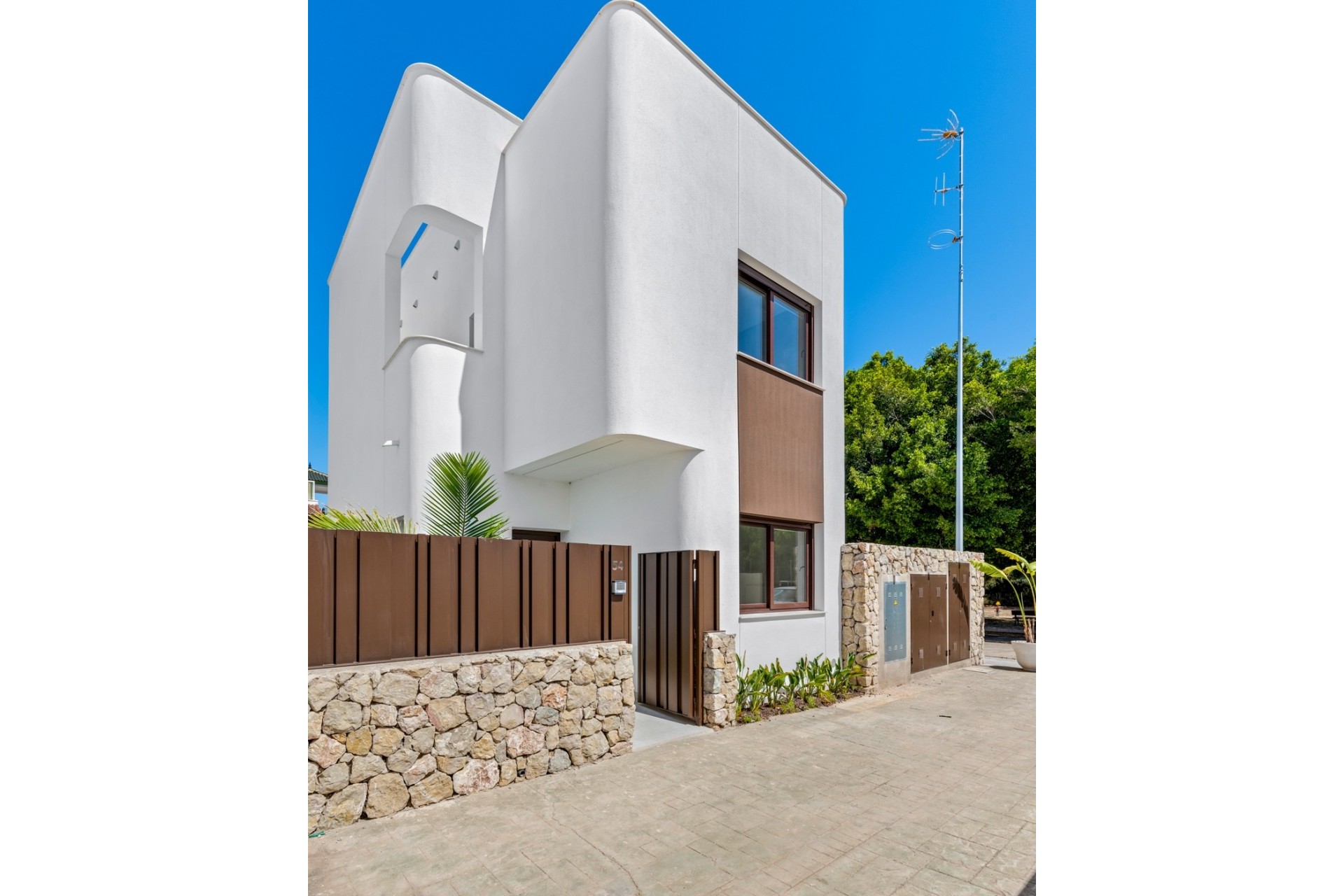 Nueva construcción  - Villa -
Mil Palmeras