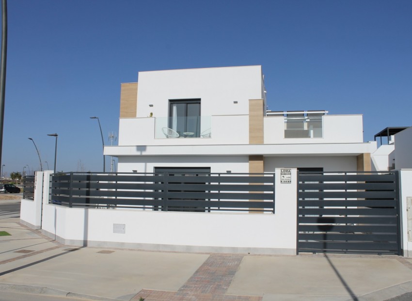 Nueva construcción  - Villa -
Roldán