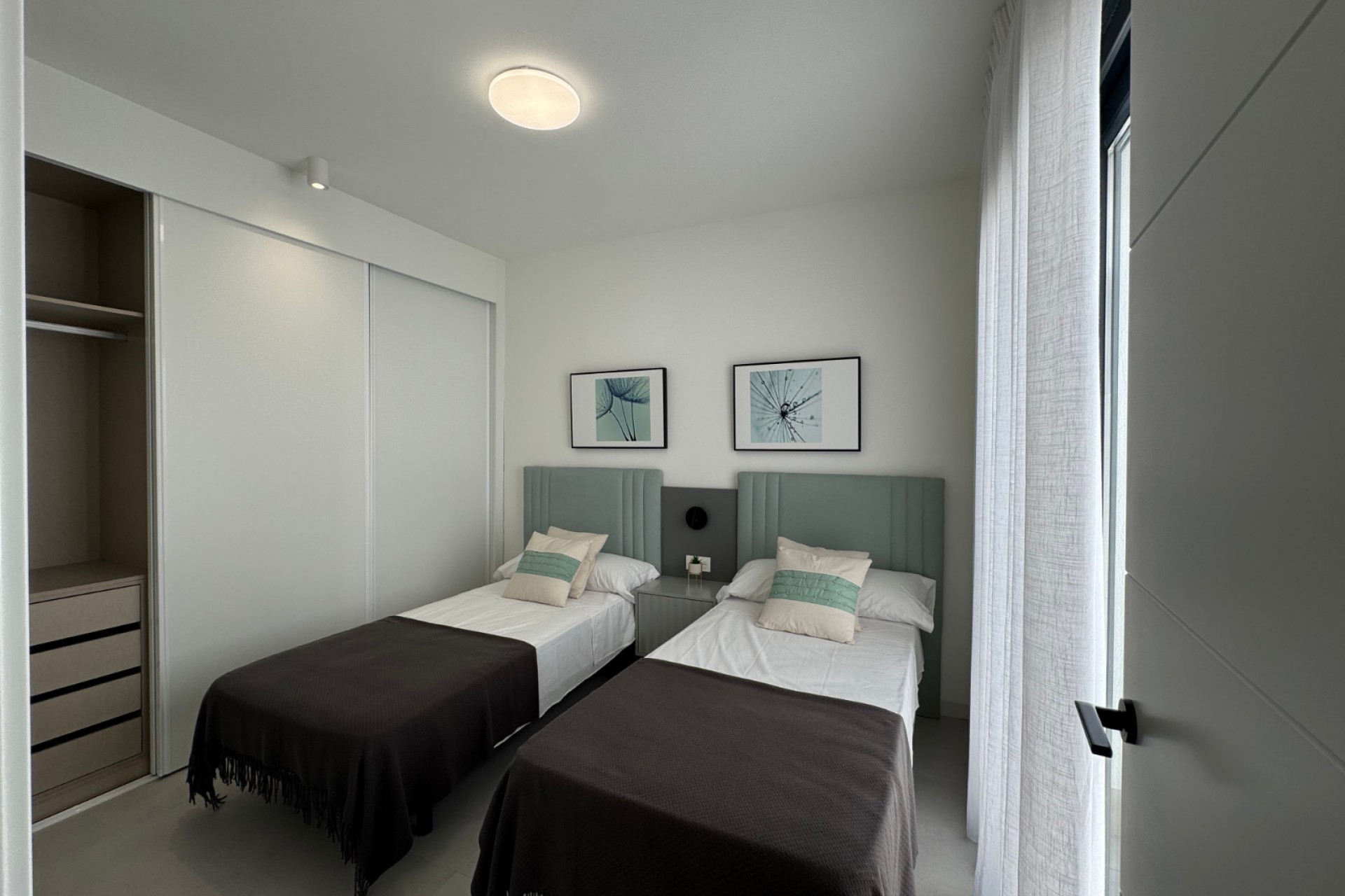 Nueva construcción  - Villa -
Roldán