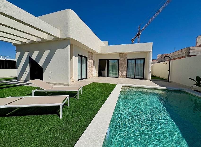 Nueva construcción  - Villa -
Roldán