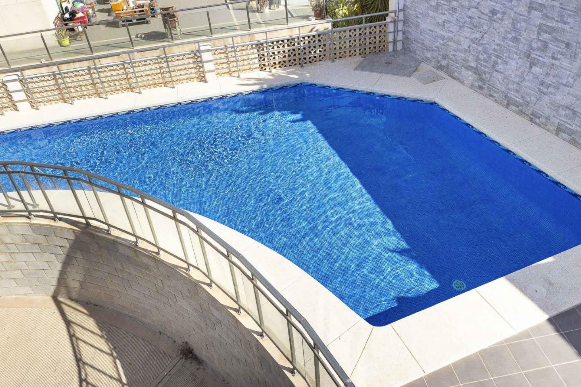 Resale - Apartment -
Albir - Centre