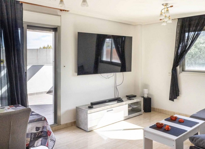 Resale - Apartment -
Albir - Centre
