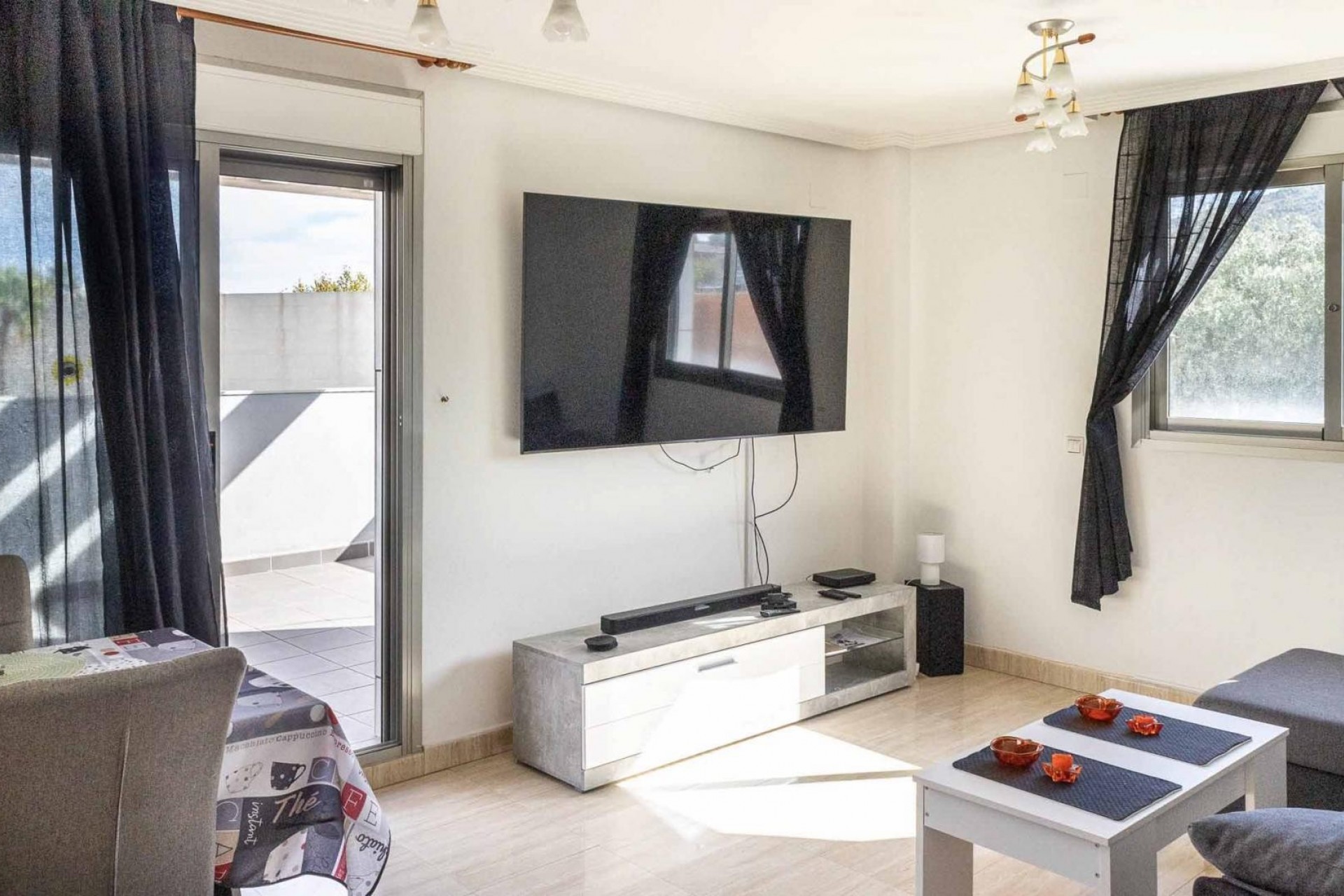 Resale - Apartment -
Albir - Centre
