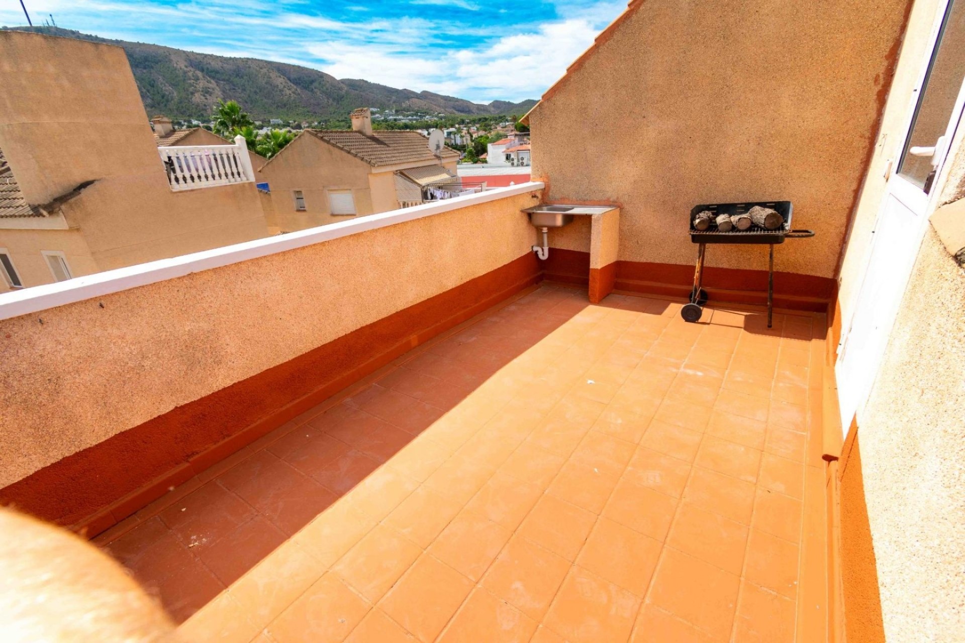 Resale - Apartment -
Albir - Centre