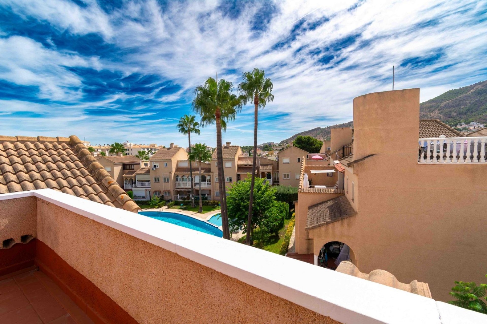 Resale - Apartment -
Albir - Centre