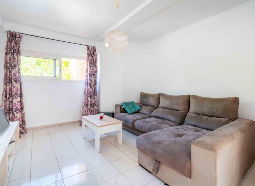 Resale - Apartment -
Albir - Centre