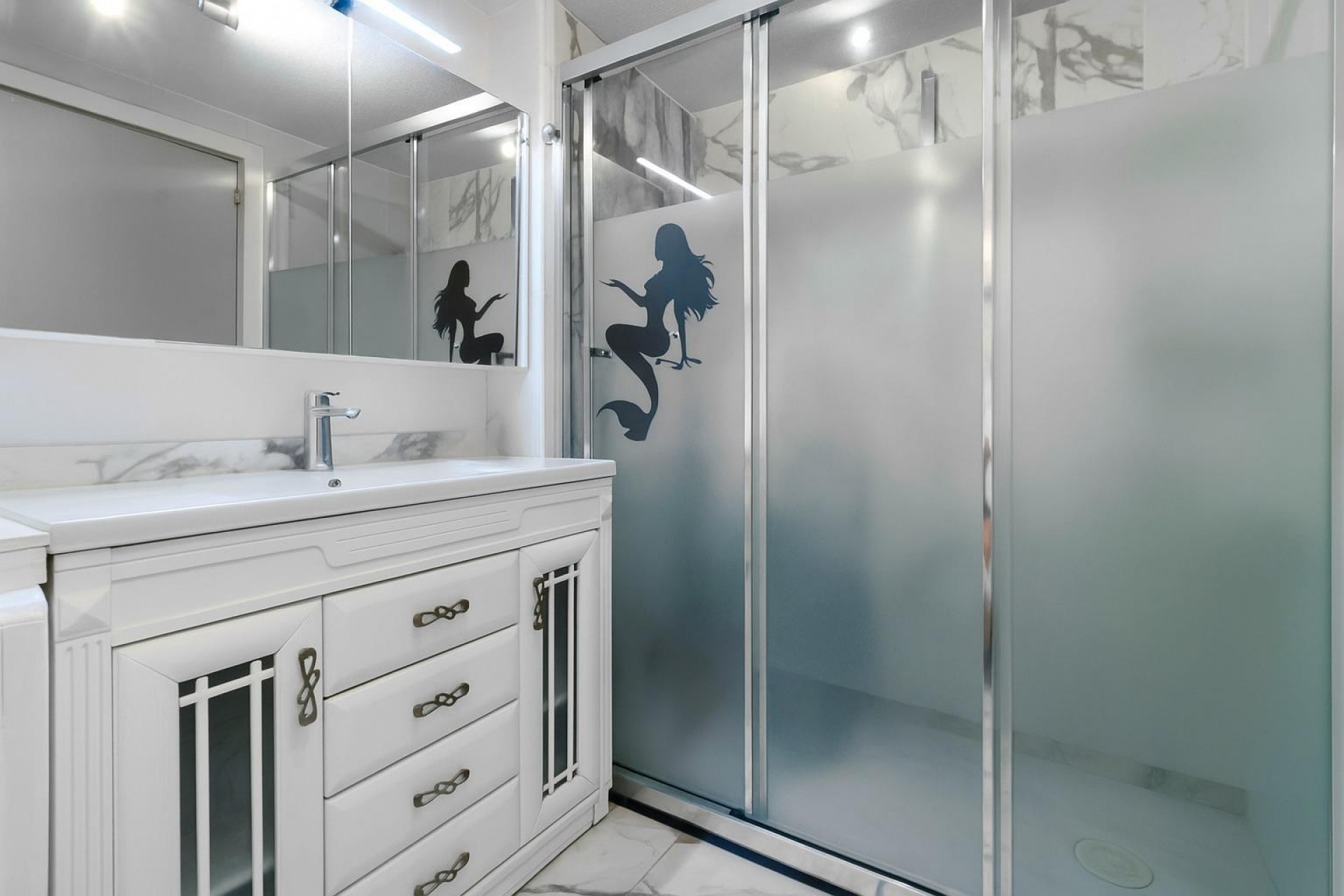 Resale - Apartment -
Albir