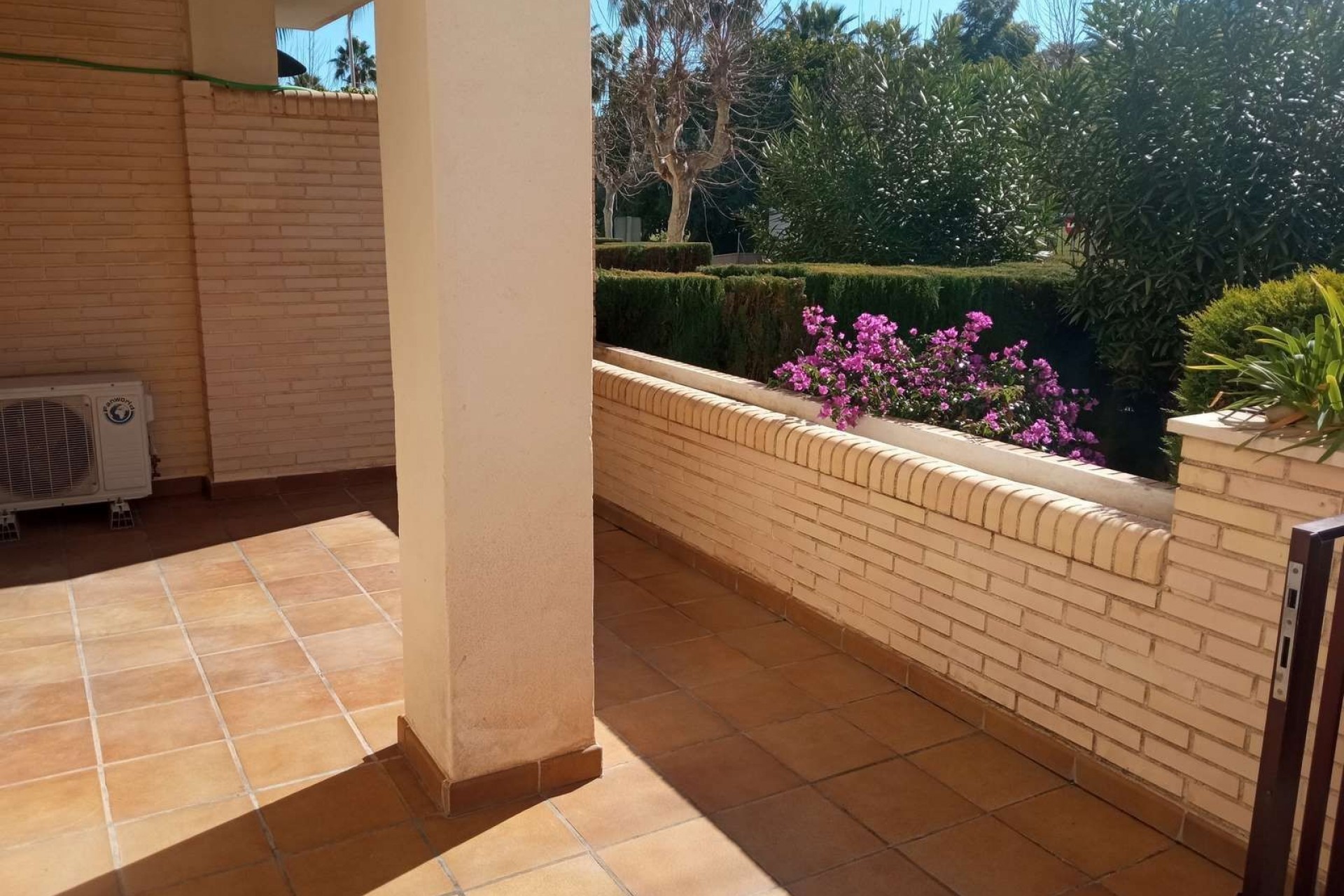 Resale - Apartment -
Albir