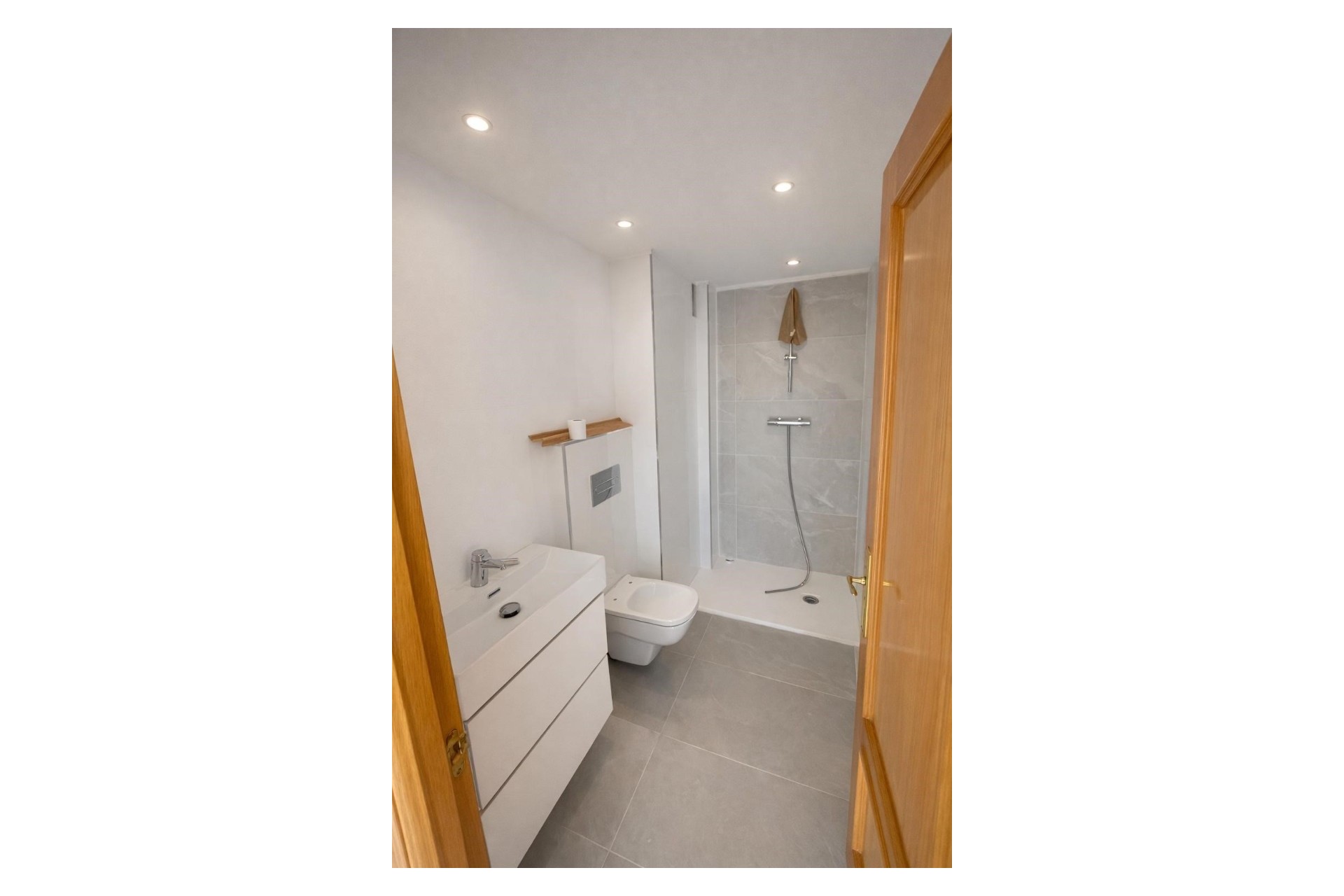 Resale - Apartment -
Albir