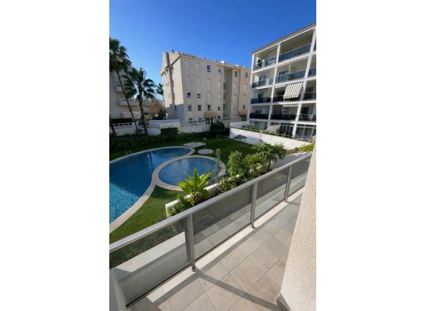 Resale - Apartment -
Albir