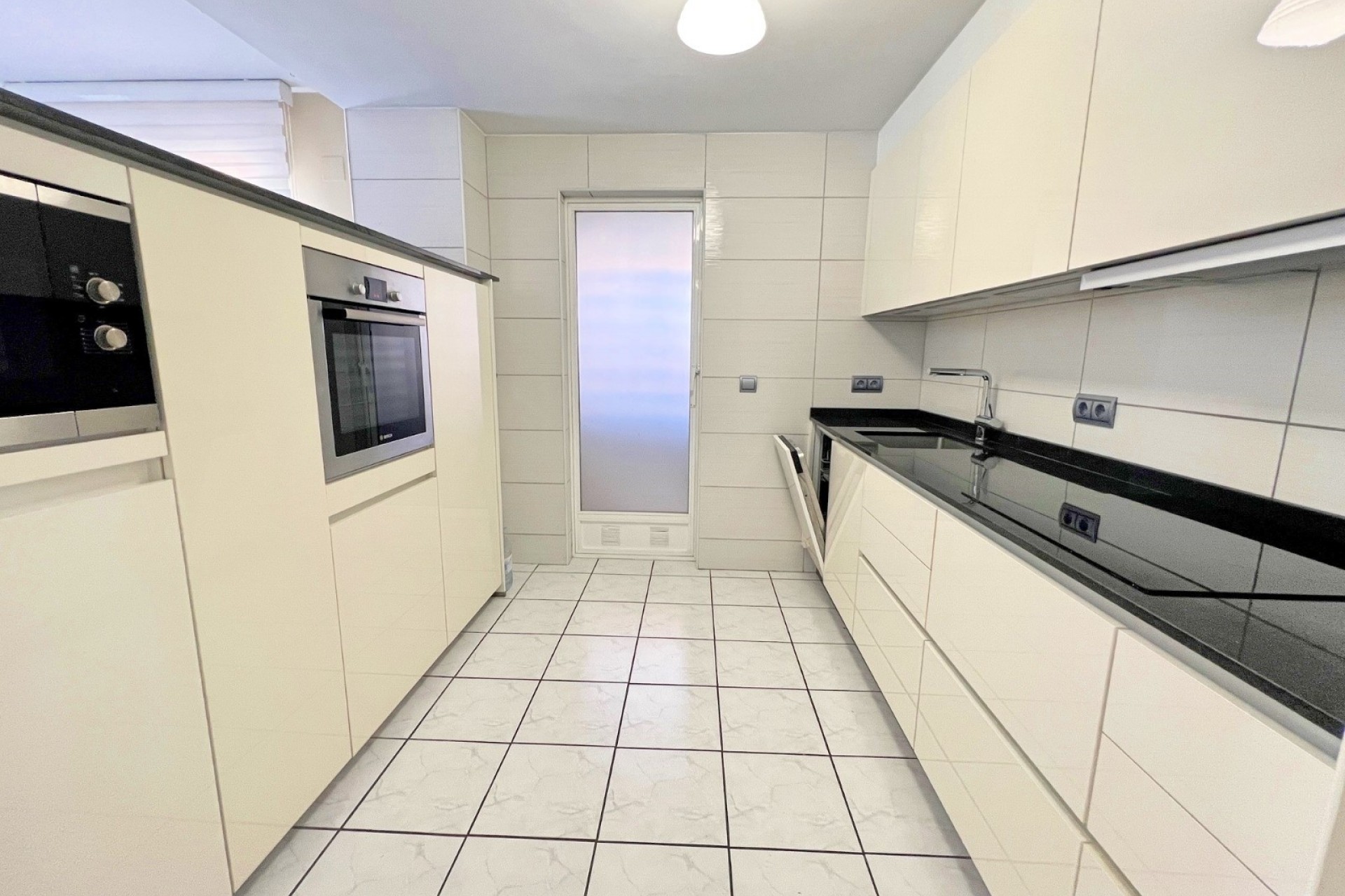 Resale - Apartment -
Albir