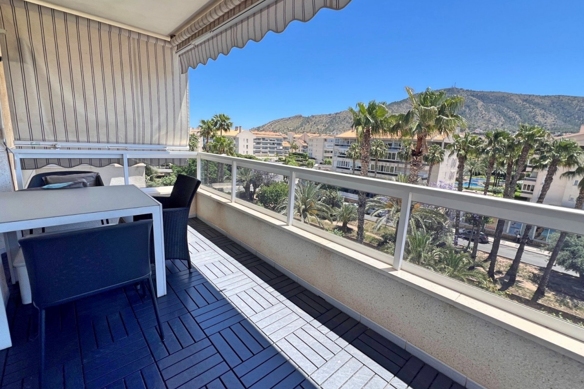 Resale - Apartment -
Albir