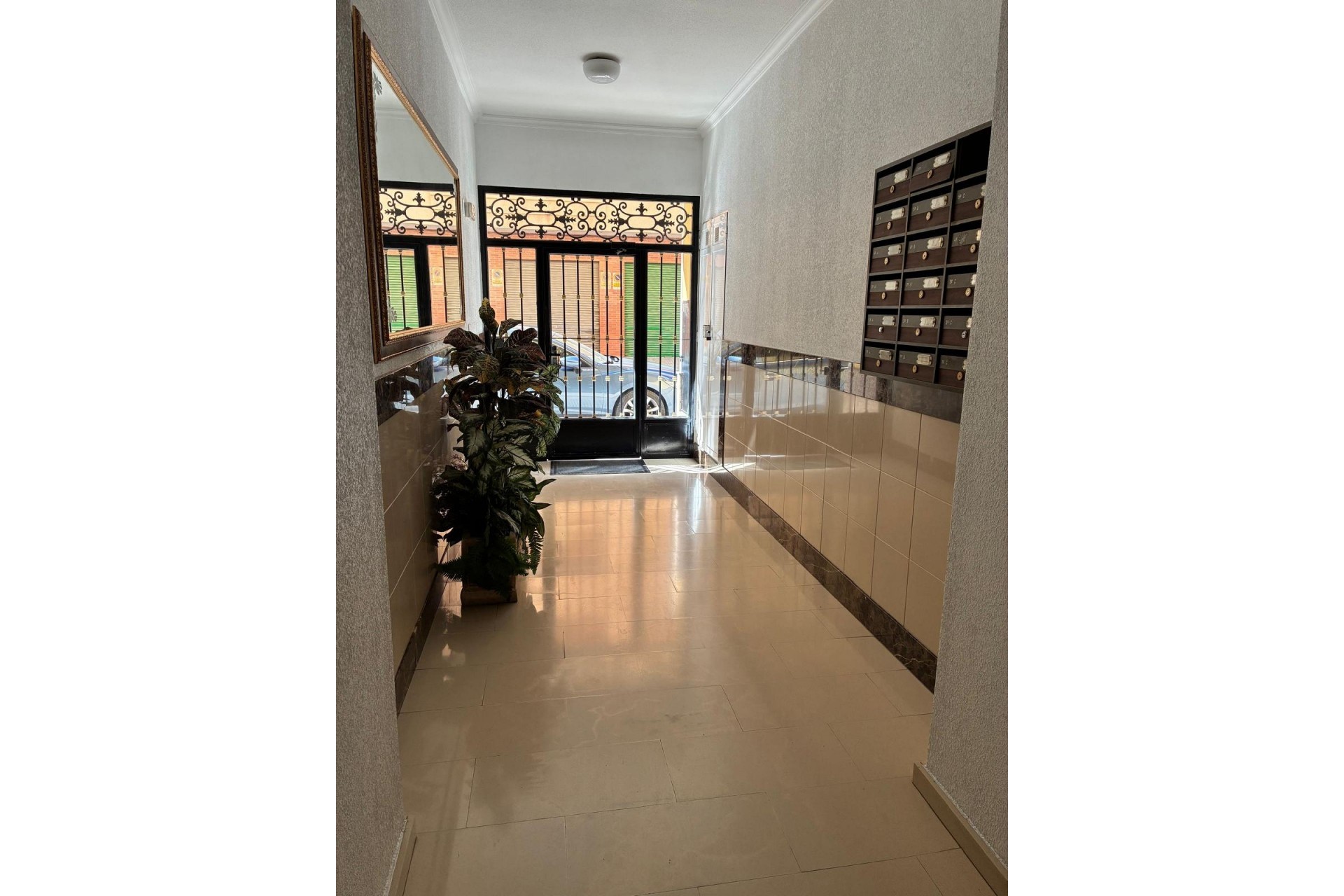 Resale - Apartment -
Almoradí