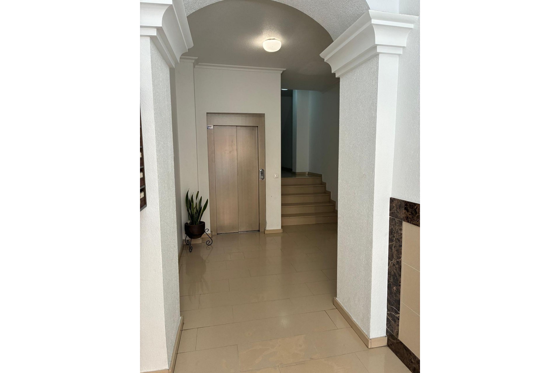 Resale - Apartment -
Almoradí