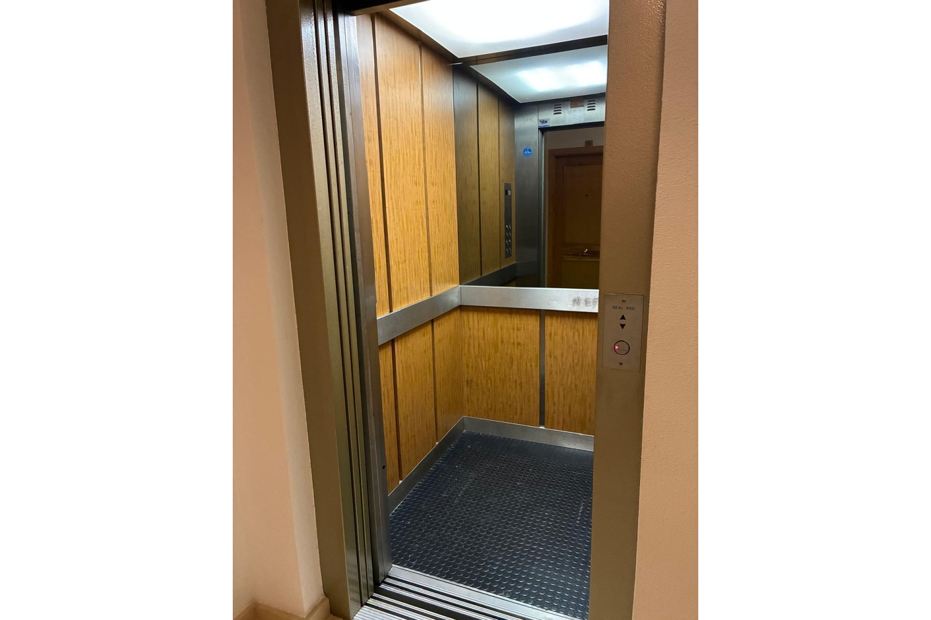 Resale - Apartment -
Almoradí
