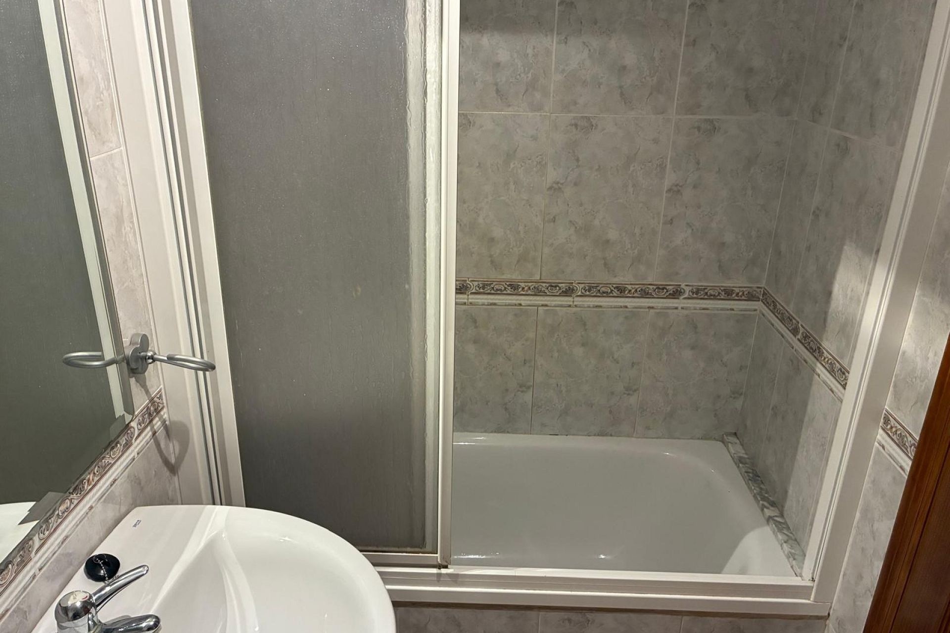 Resale - Apartment -
Almoradí