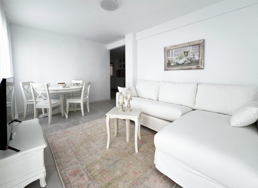 Resale - Apartment -
Altea