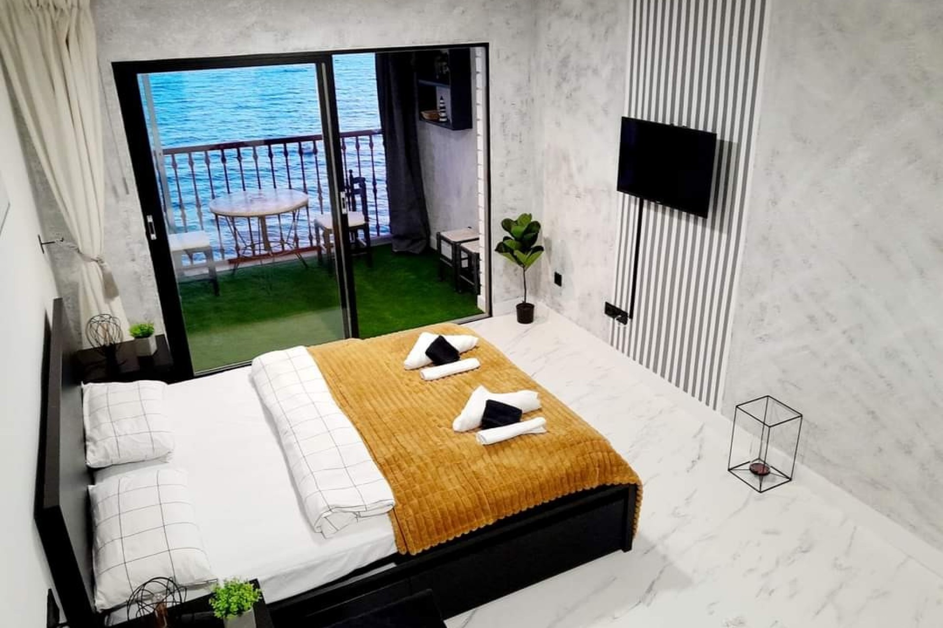Resale - Apartment -
Benidorm - Levante