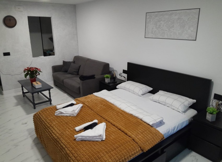 Resale - Apartment -
Benidorm - Levante