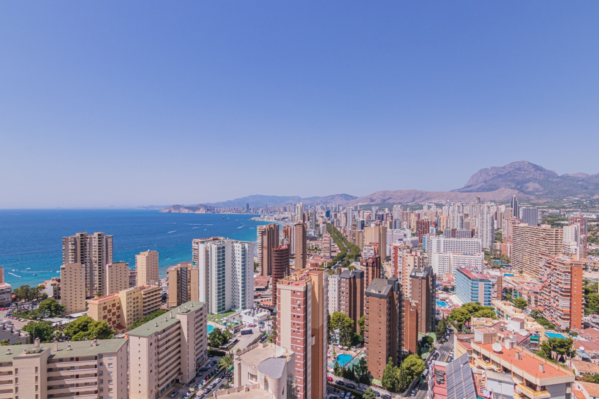 Resale - Apartment -
Benidorm