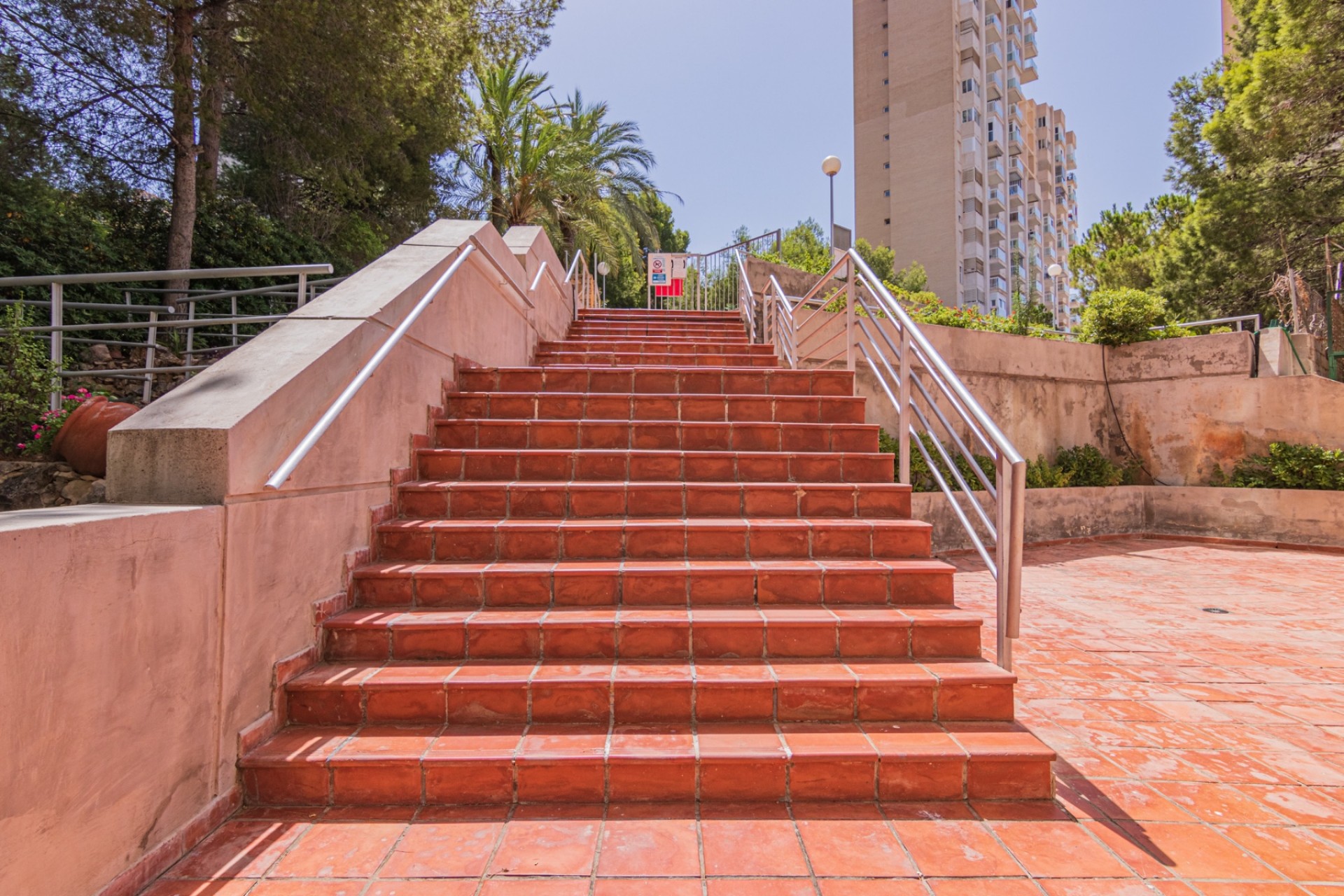 Resale - Apartment -
Benidorm