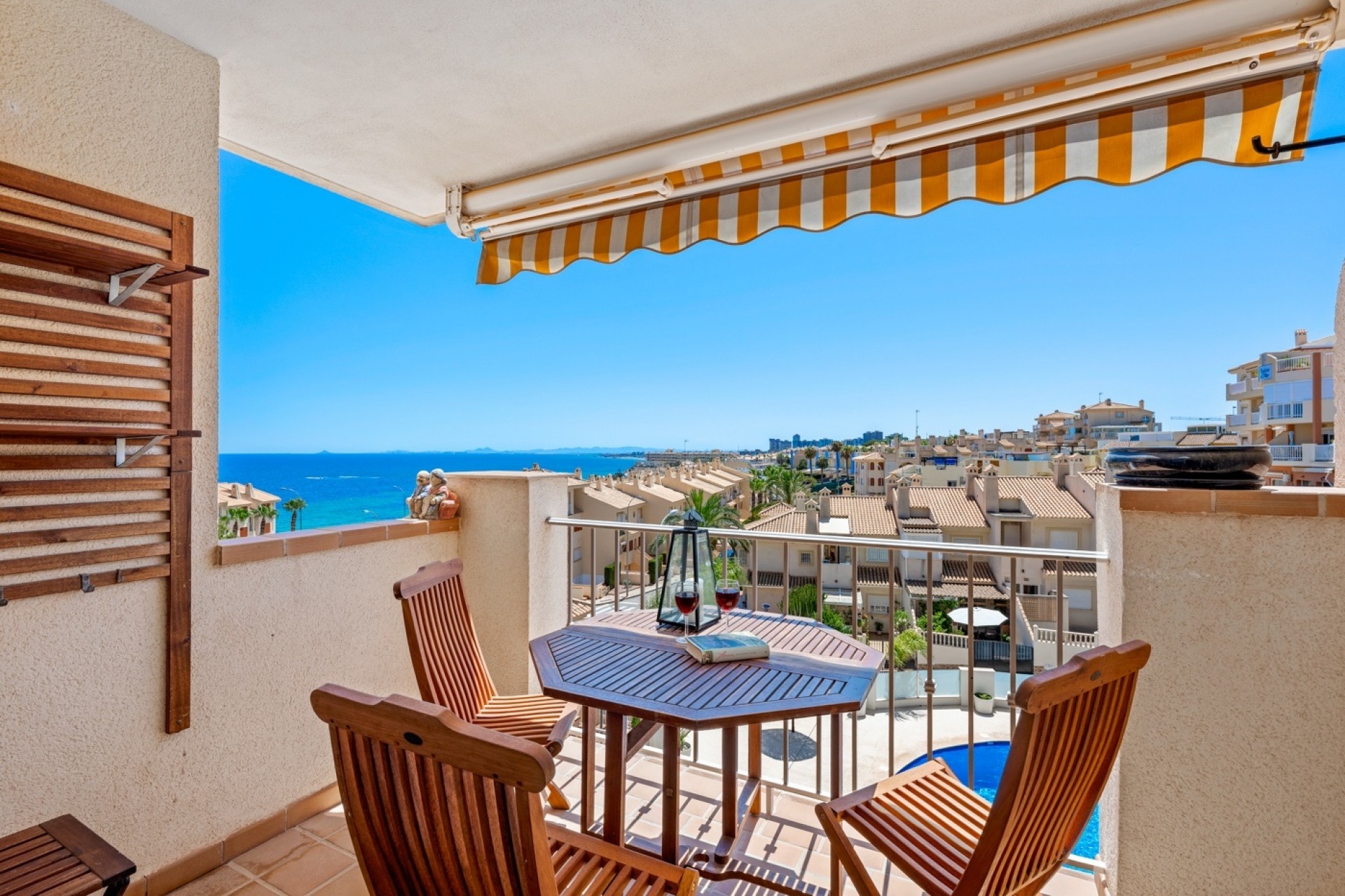 Resale - Apartment -
Cabo Roig