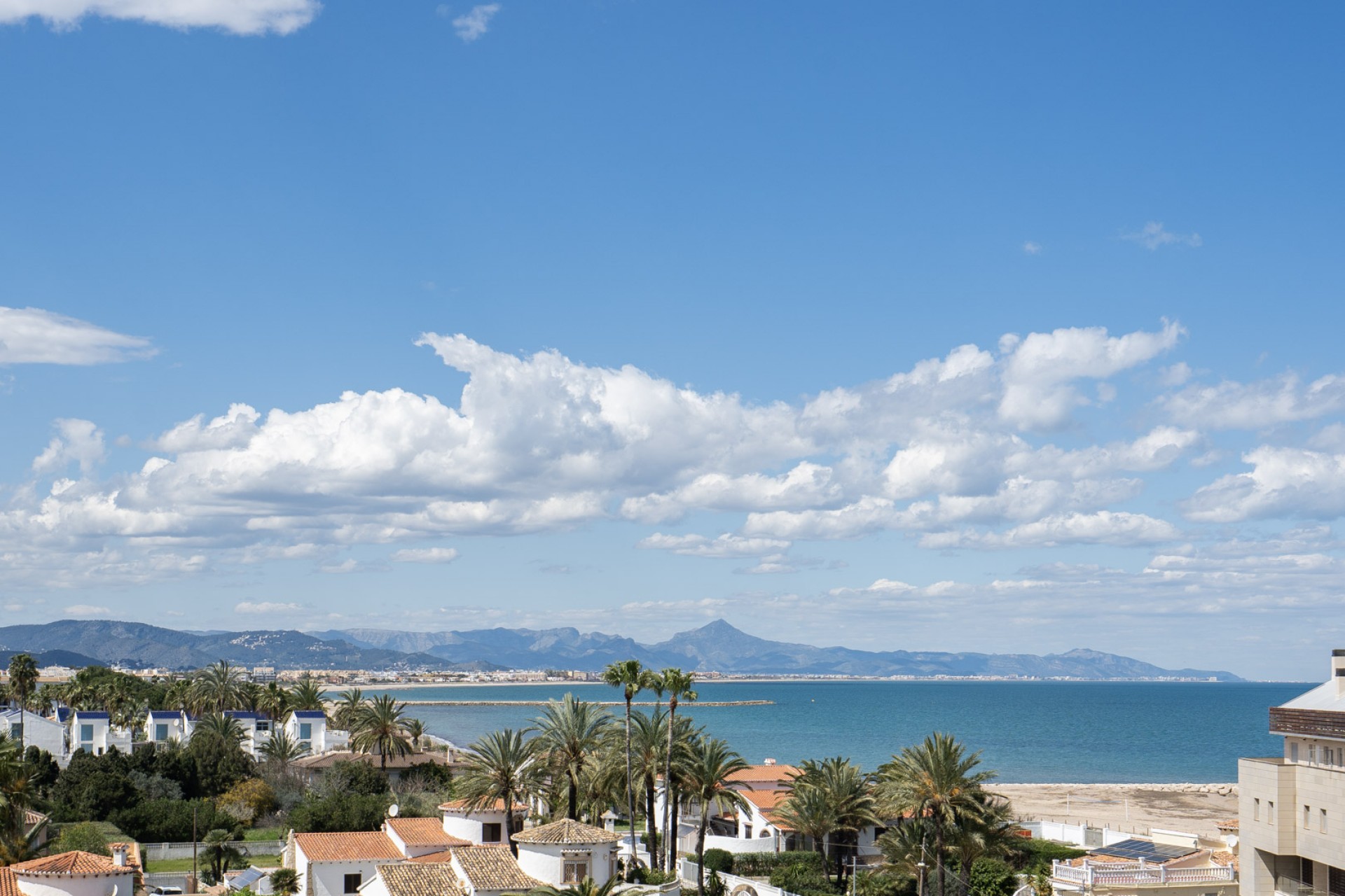 Resale - Apartment -
Denia - Deveses